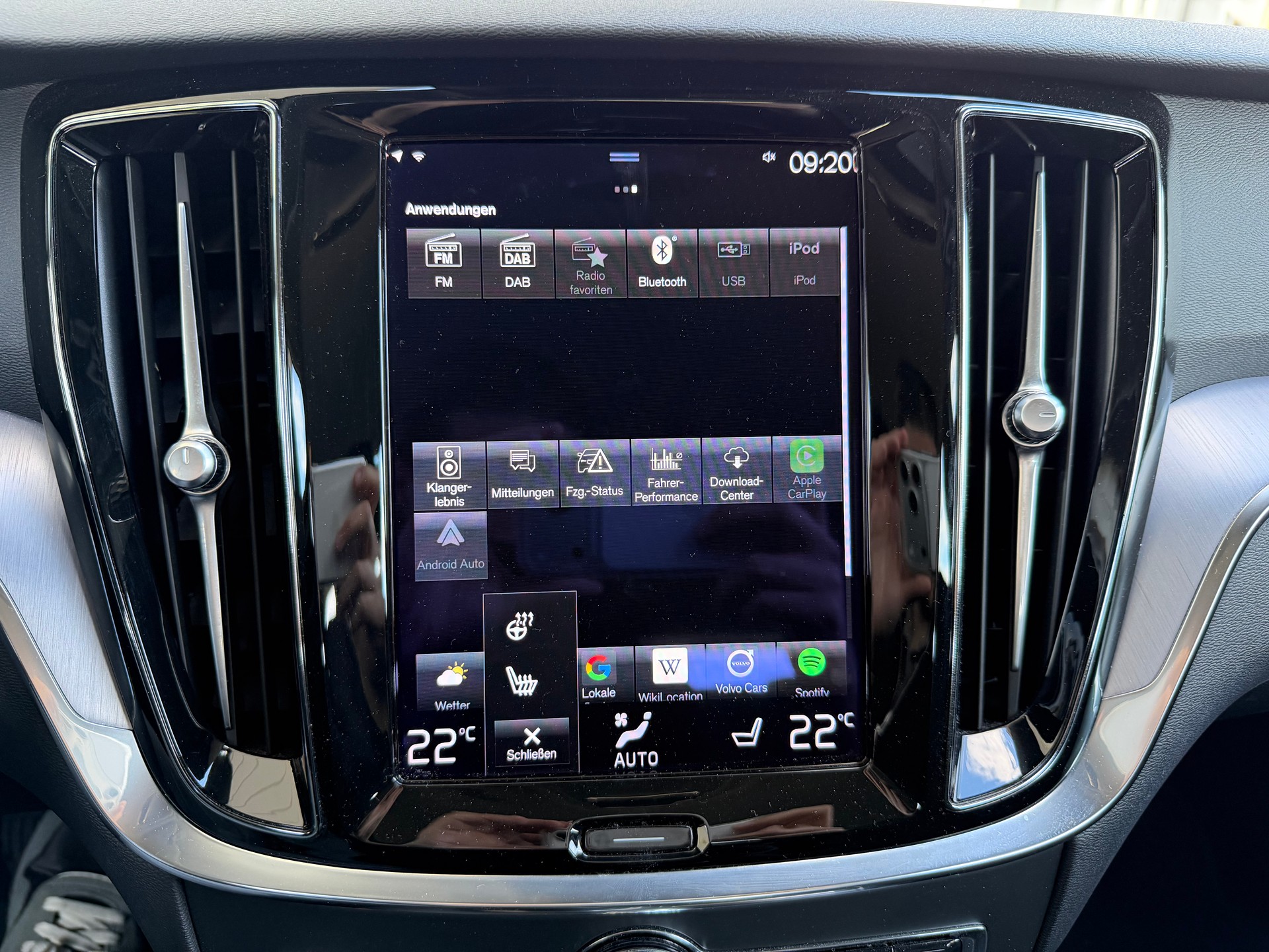 VOLVO V60 T6 eAWD Momentum Geartronic-image-20
