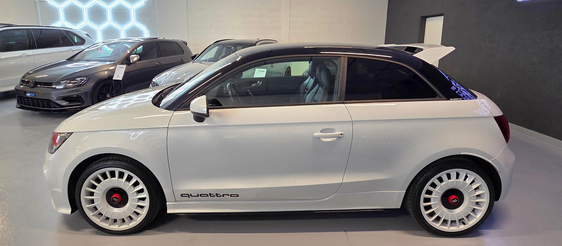 AUDI A1 2.0 TFSI Limited Edition quattro-image-2