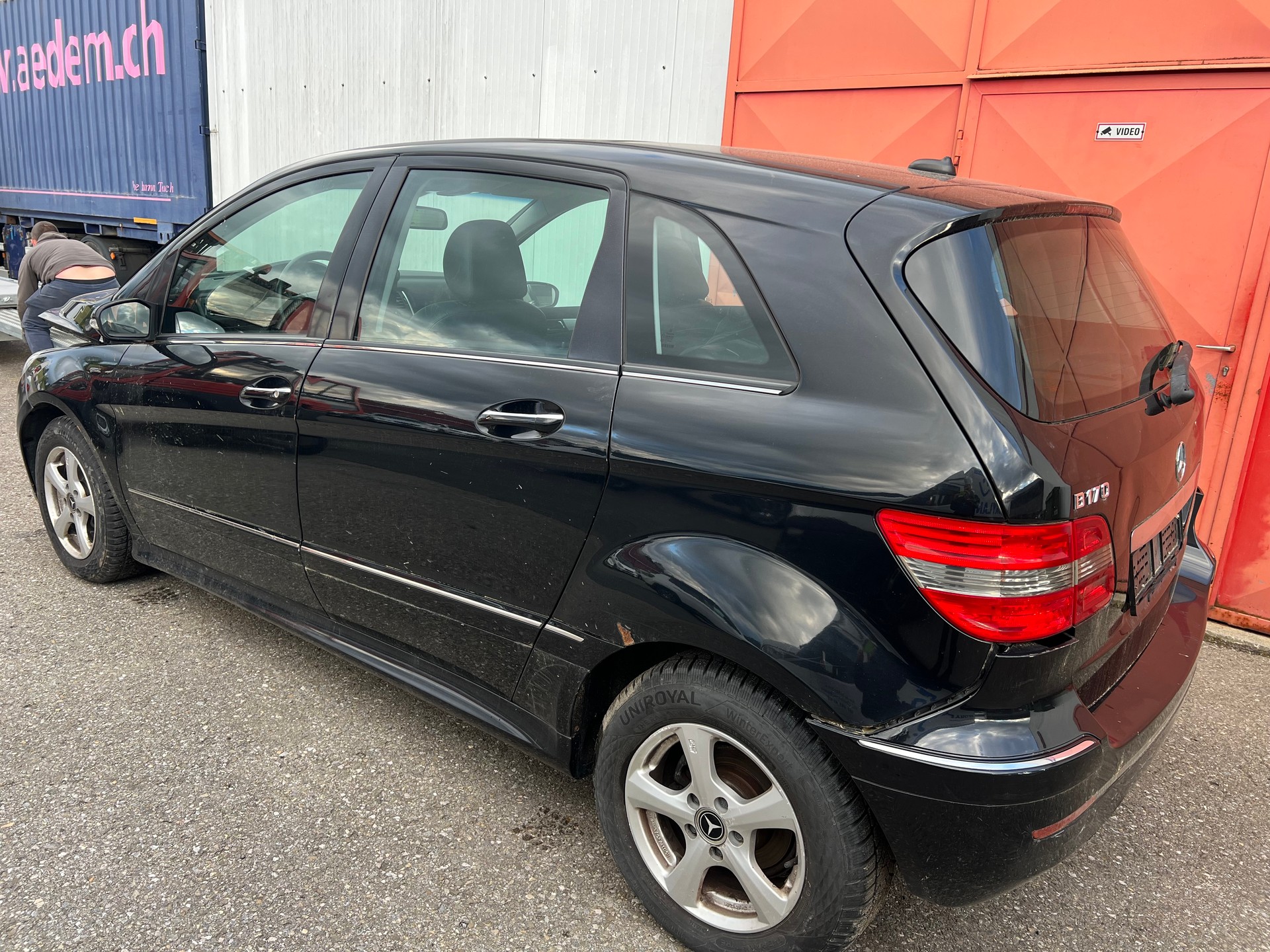 MERCEDES-BENZ B 170-image-1
