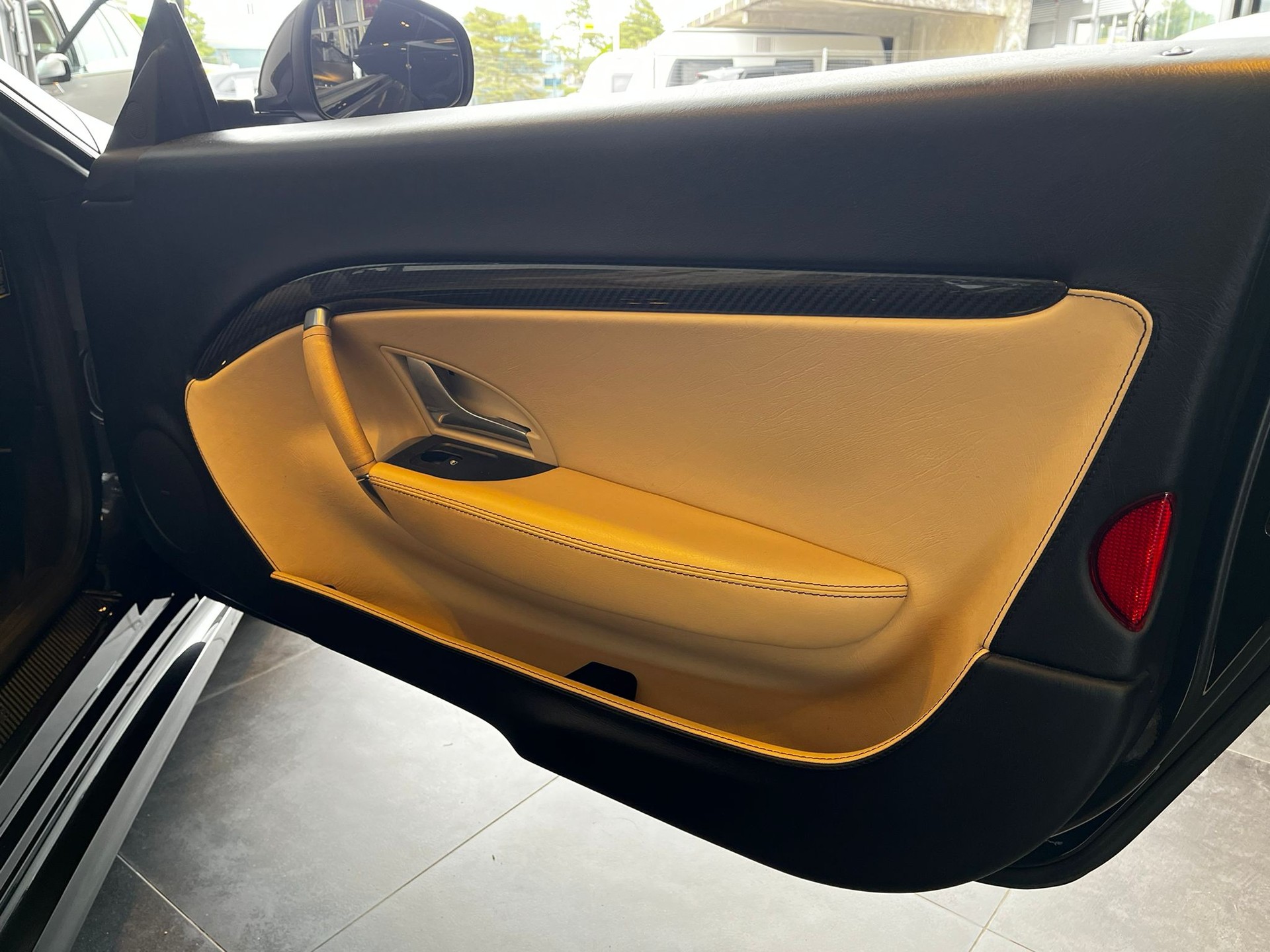 MASERATI GranCabrio MC Automatica-image-24