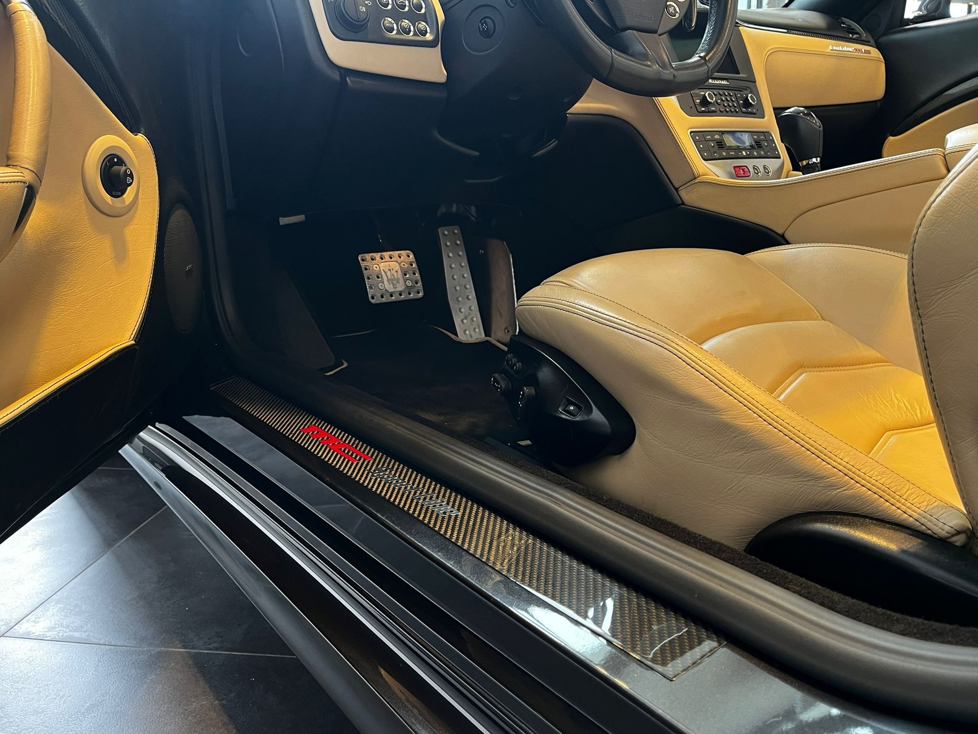 MASERATI GranCabrio MC Automatica-image-23