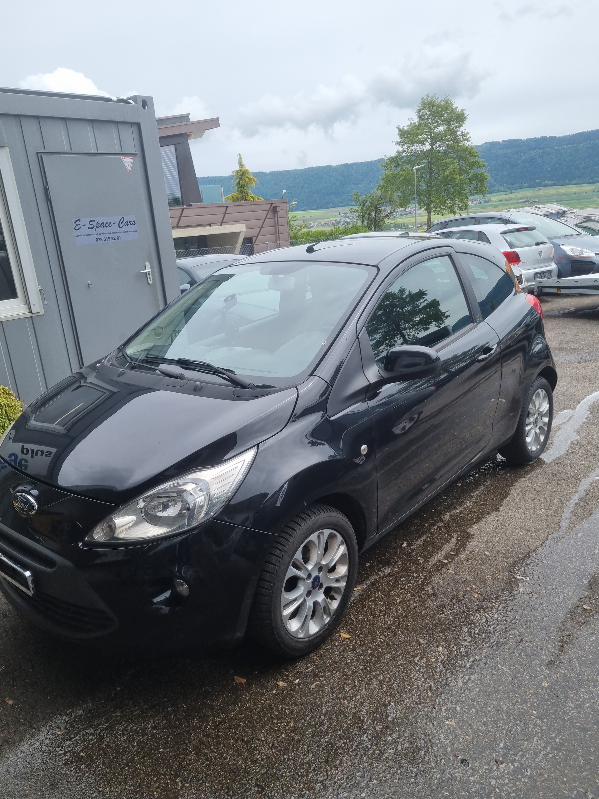 FORD KA 1.25 Titanium-image-1