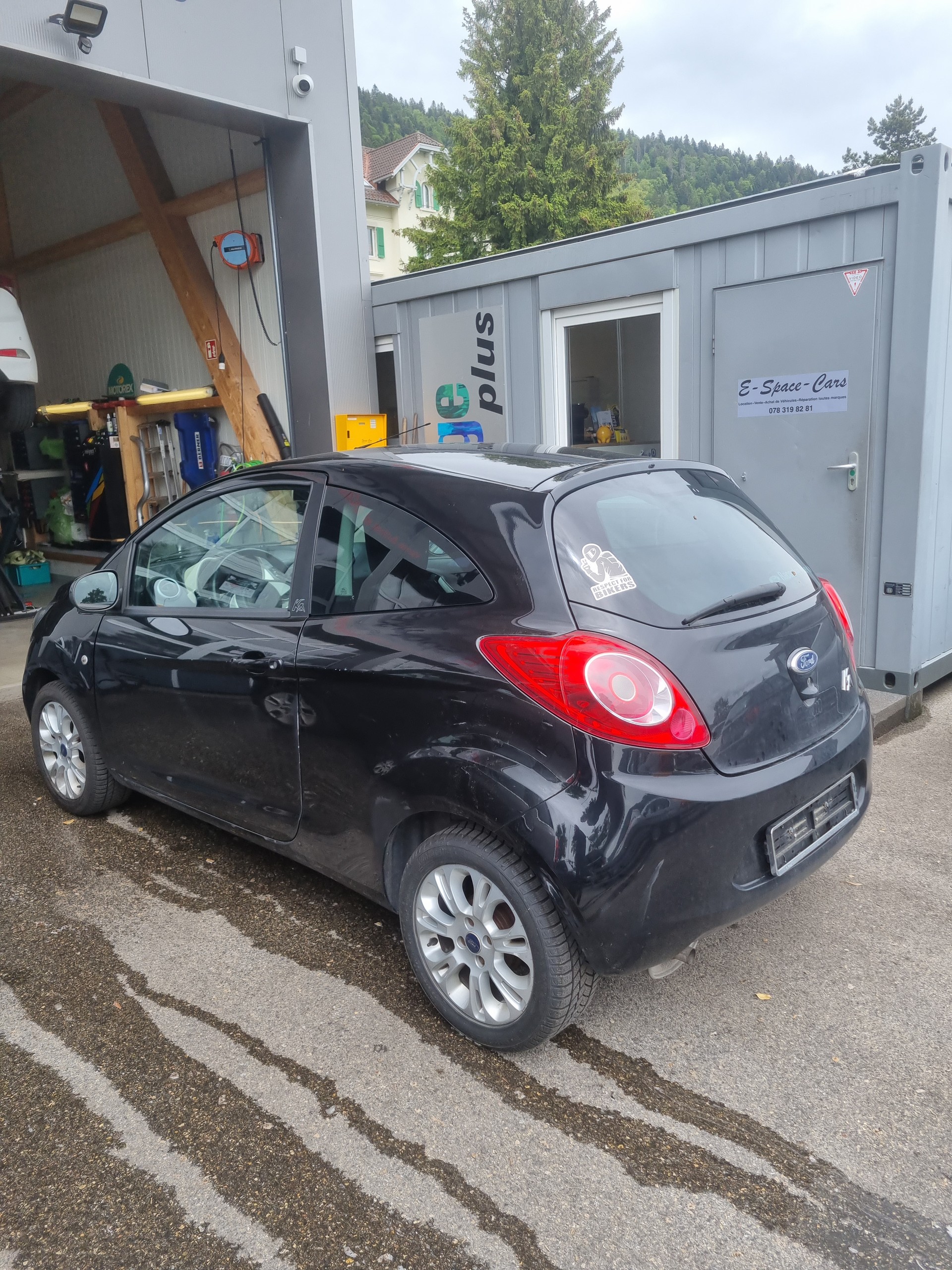 FORD KA 1.25 Titanium-image-2