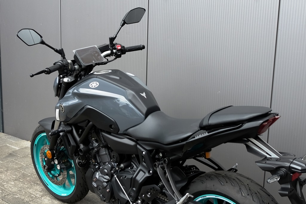 YAMAHA MT-07-showroom-element-2