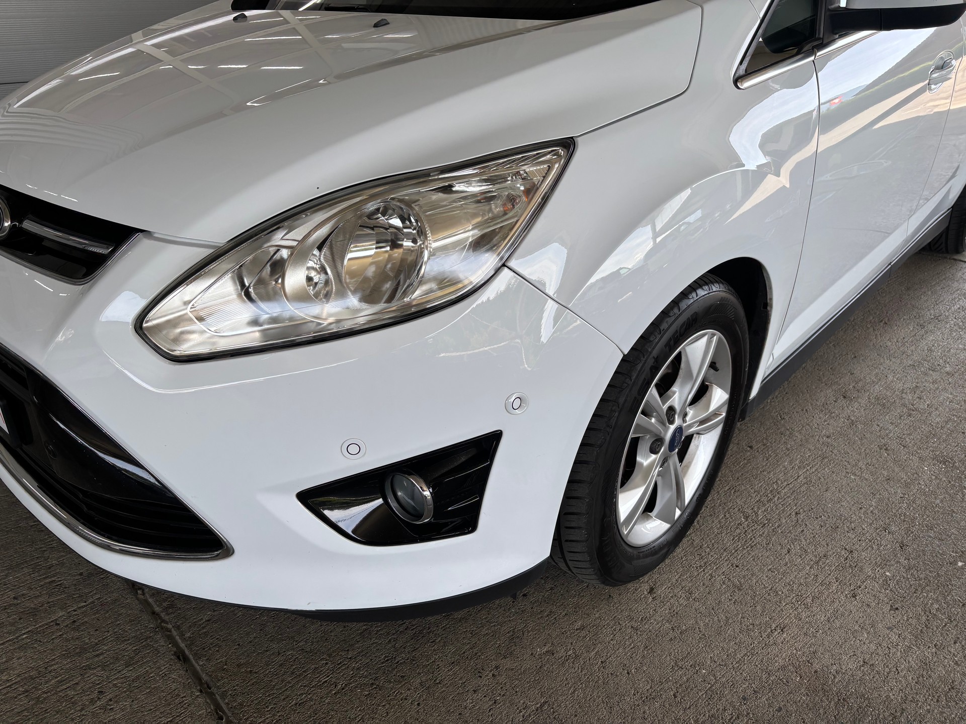 FORD Grand C-Max 2.0 TDCi Titanium mit AHK-image-4