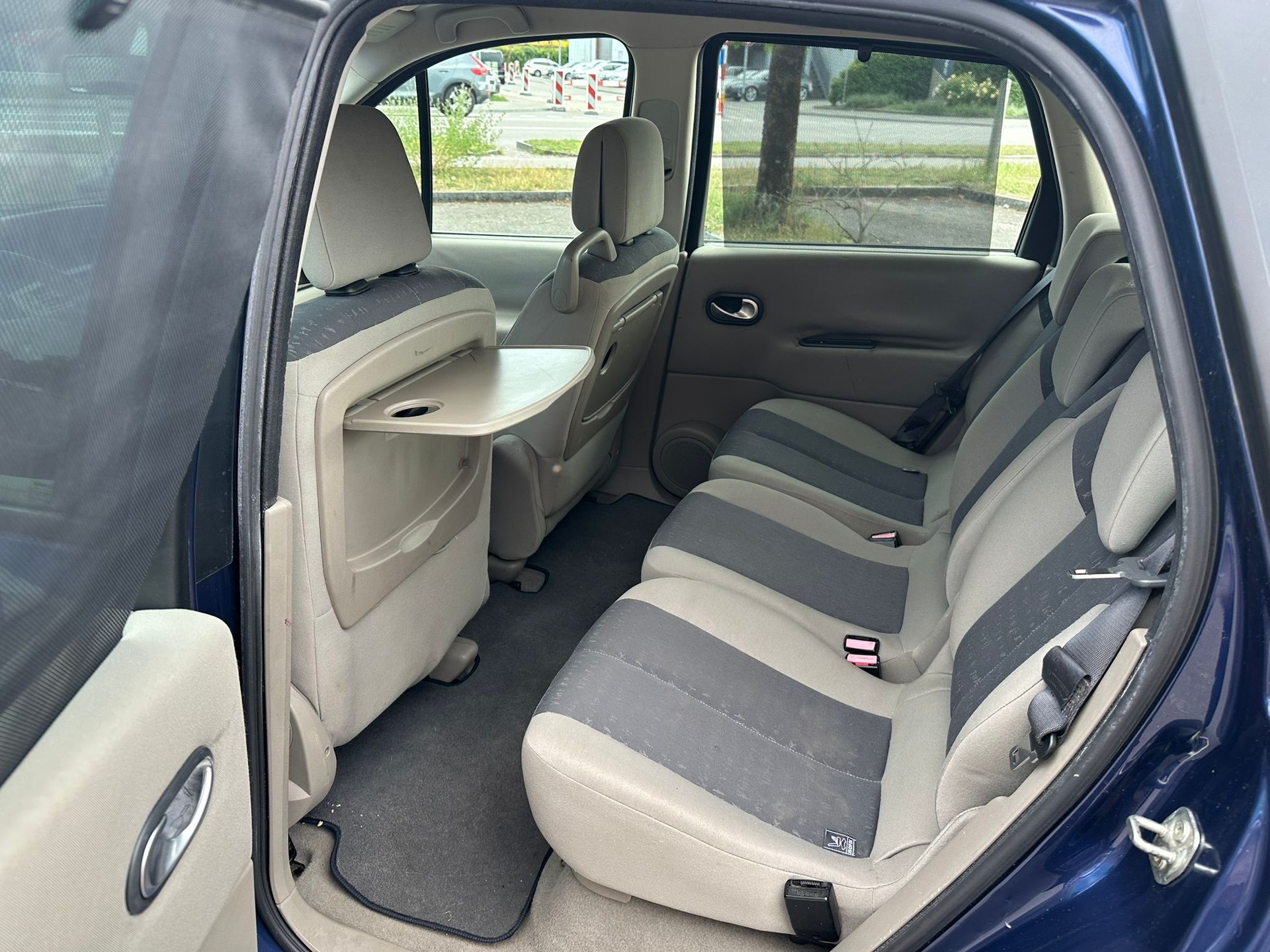 RENAULT Scénic 2.0 16V Dynamique-image-9