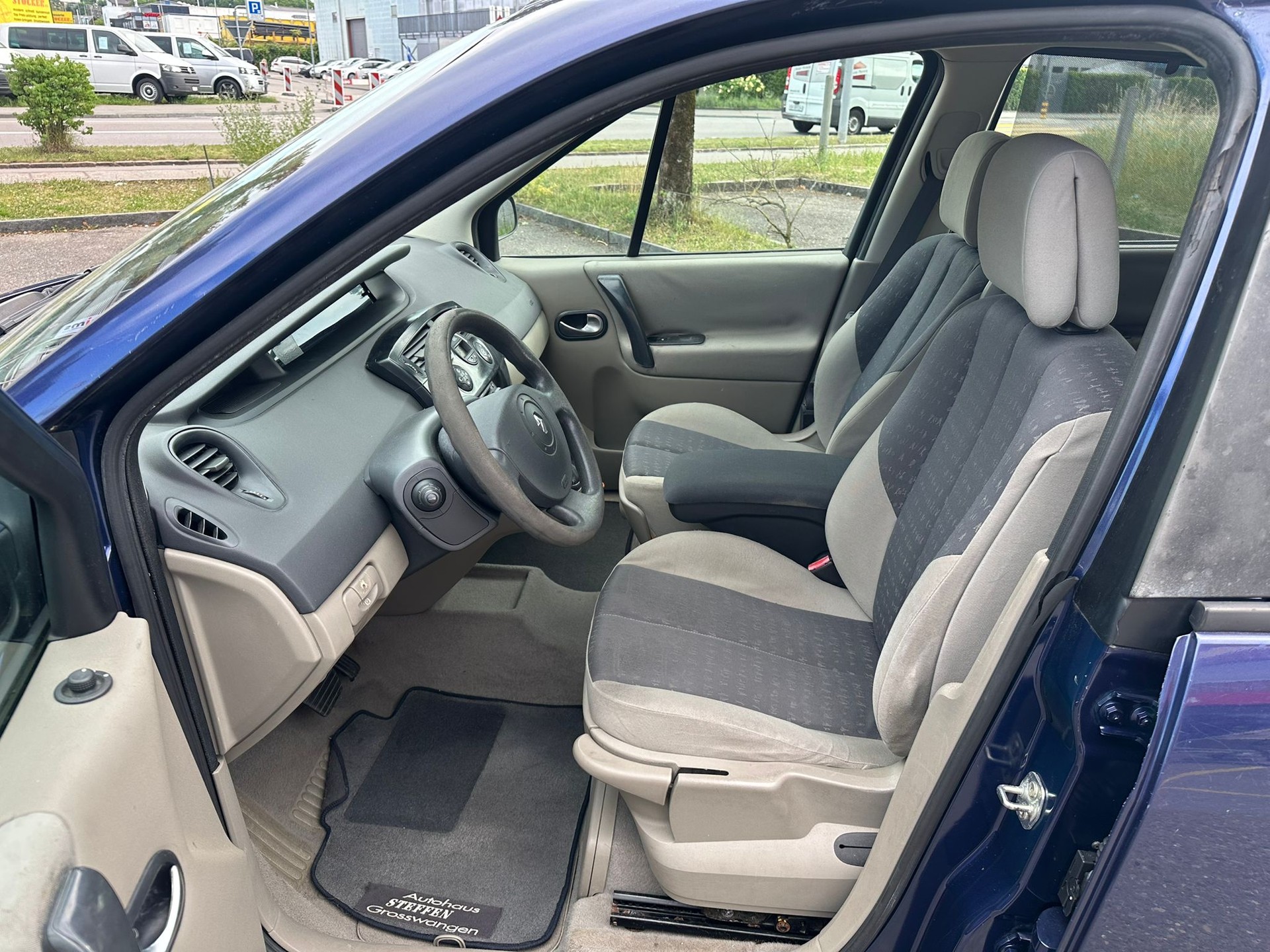 RENAULT Scénic 2.0 16V Dynamique-image-7