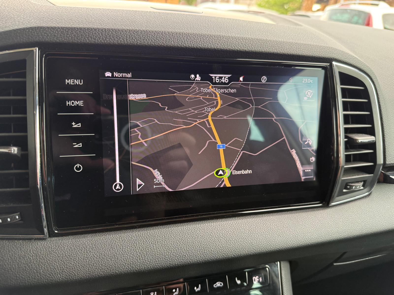 SKODA Karoq 2.0 TDI Style 4x4 DSG-image-12