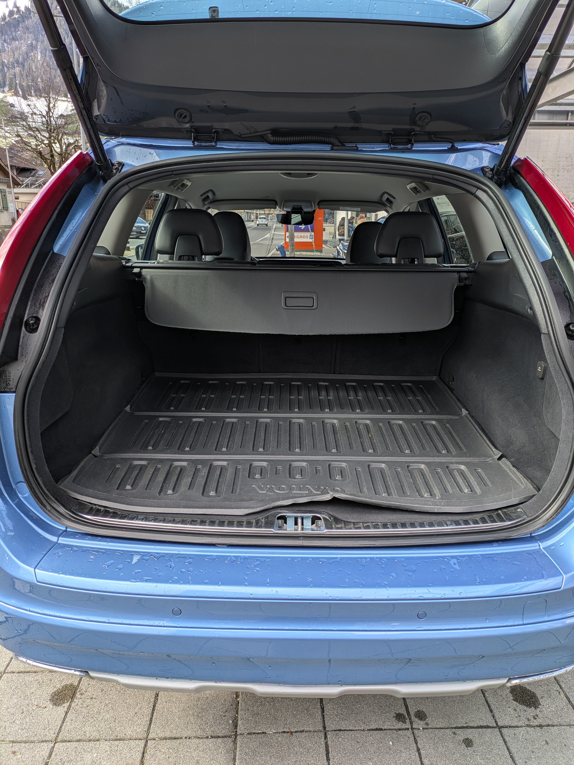VOLVO XC60 2.4 D4 Summum AWD S/S-image-5