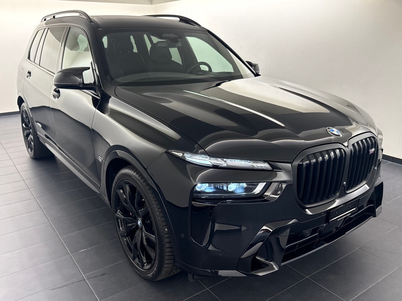 BMW X7 xDr 48 M60i M Sp. Pro ''Vollausstattung''-showroom-element-3