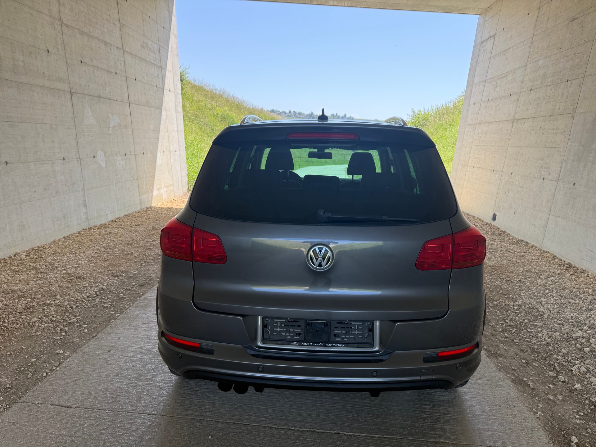 VW Tiguan 2.0 TSI Cup R-Line 4Motion DSG-image-3