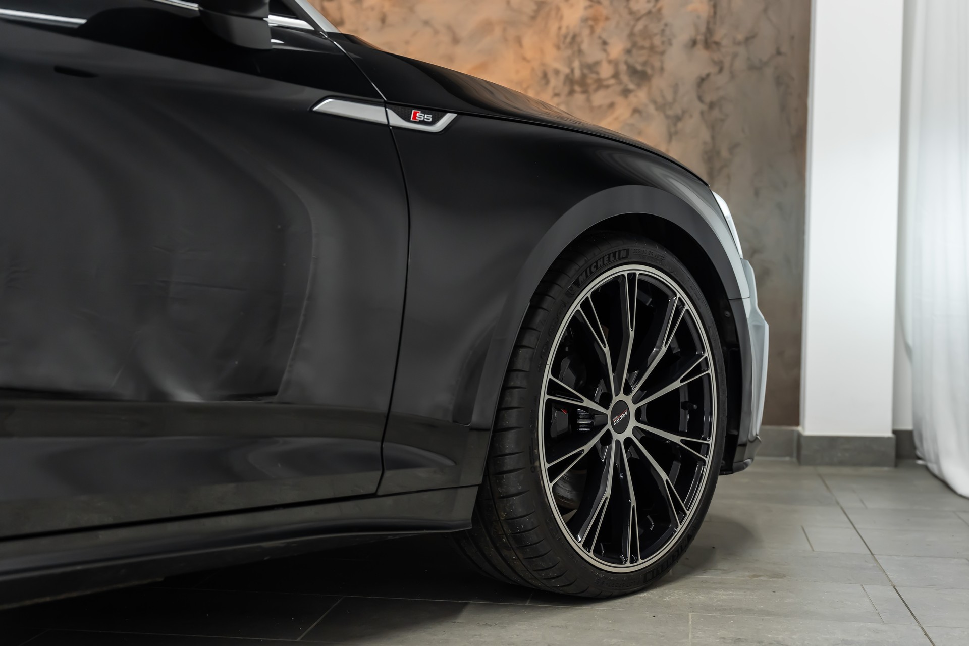 AUDI S5 Cabriolet 3.0 TFSI quattro tiptronic *Facelift*Matrix*Massage*Fahrassist*20"*-image-9