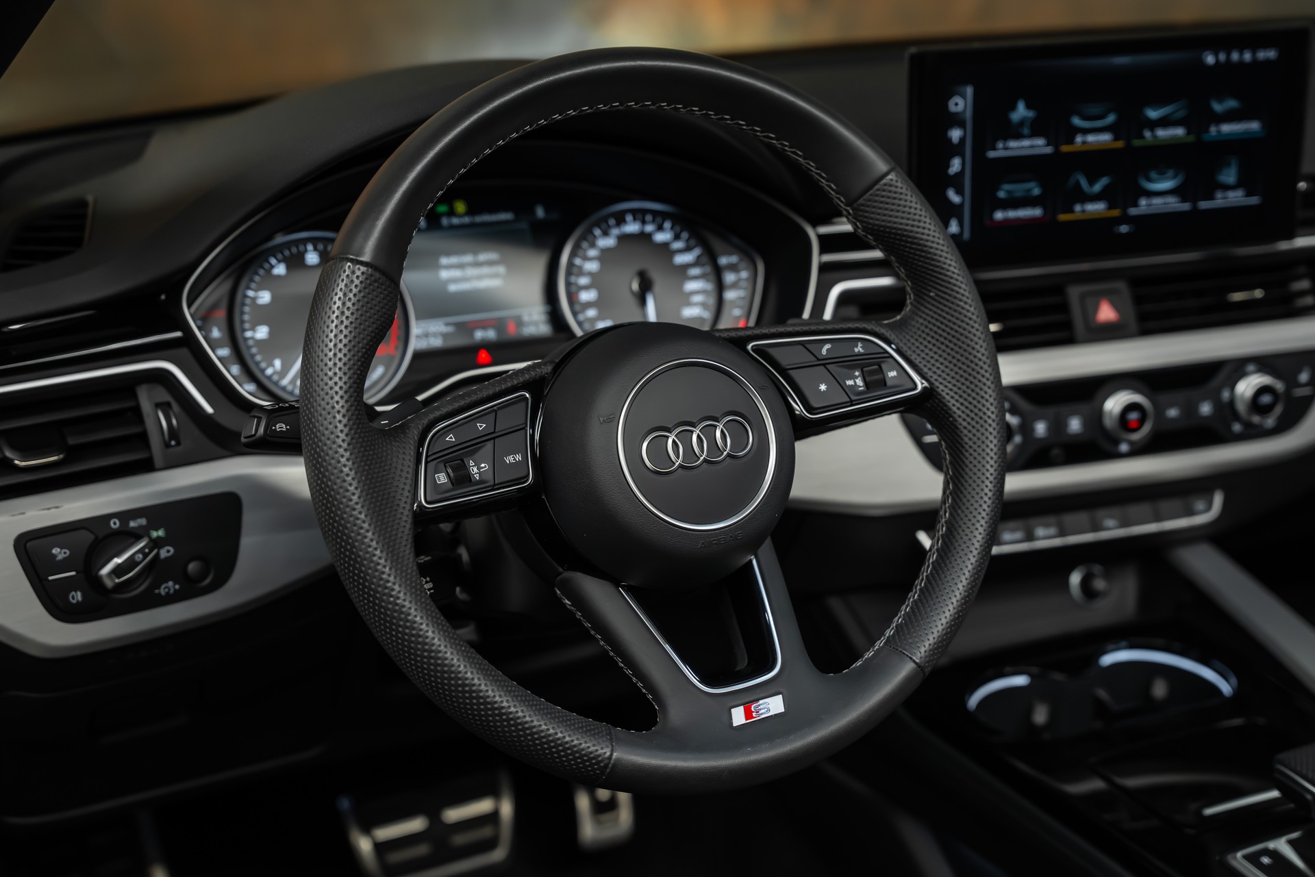 AUDI S5 Cabriolet 3.0 TFSI quattro tiptronic *Facelift*Matrix*Massage*Fahrassist*20"*-image-16