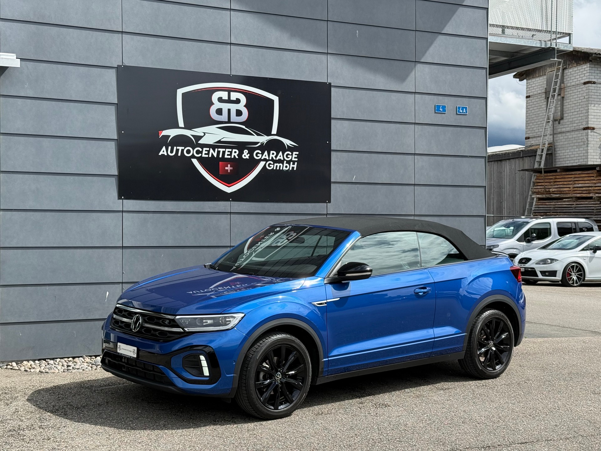 VW T-Roc Cabriolet 1.5 TSI EVO R-Line DSG °° Design Paket "Black Style°°-image-17
