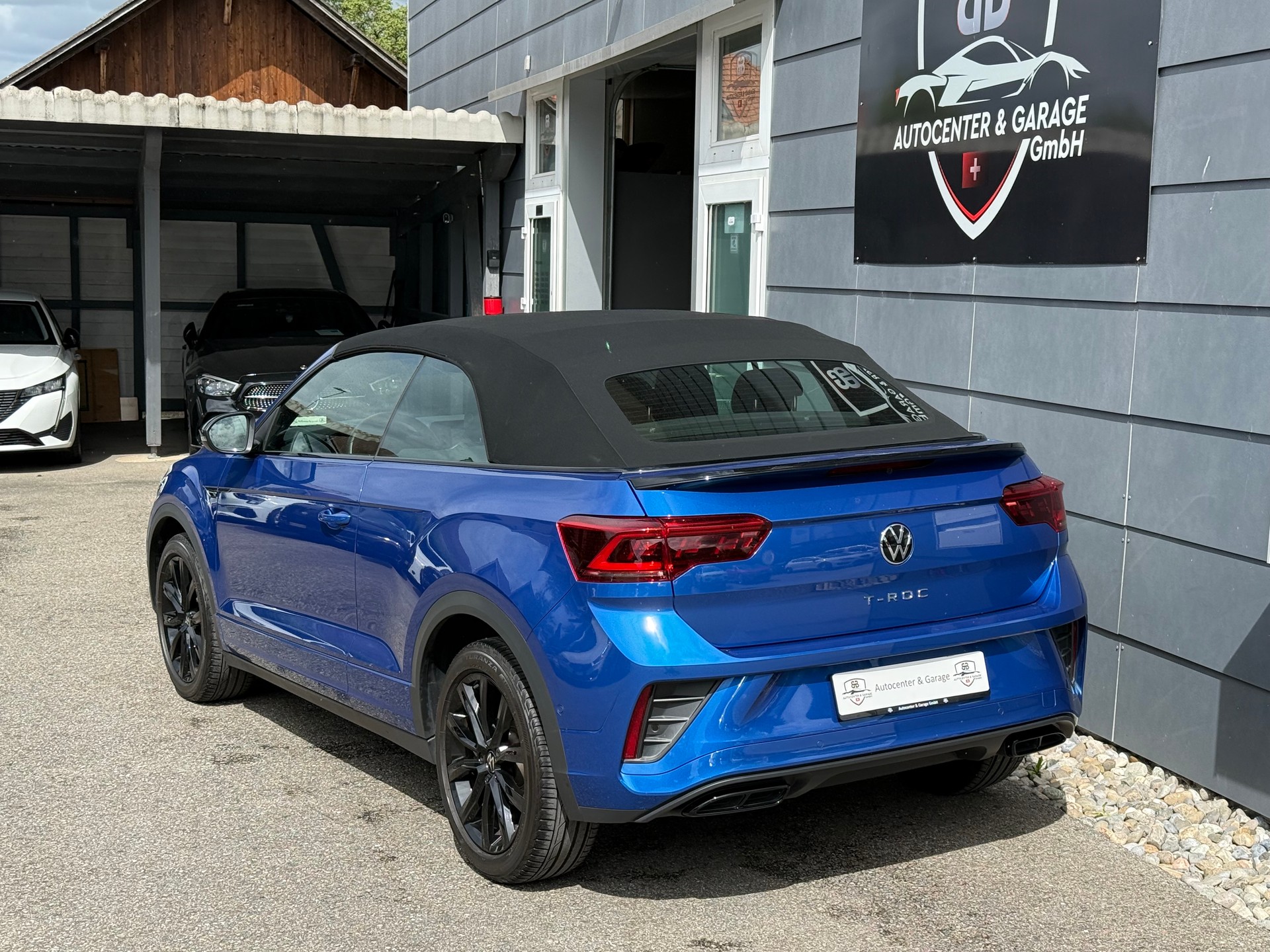 VW T-Roc Cabriolet 1.5 TSI EVO R-Line DSG °° Design Paket "Black Style°°-image-18