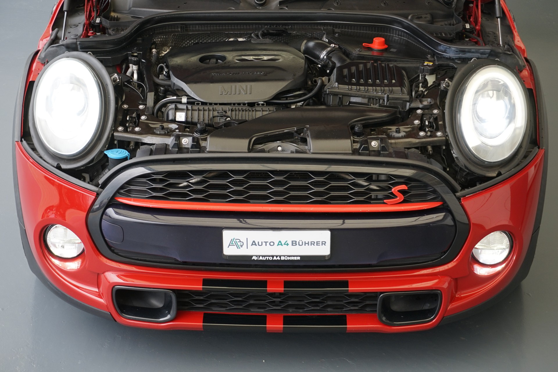 MINI Cooper S 2,0 t. 192PS Automat-image-11