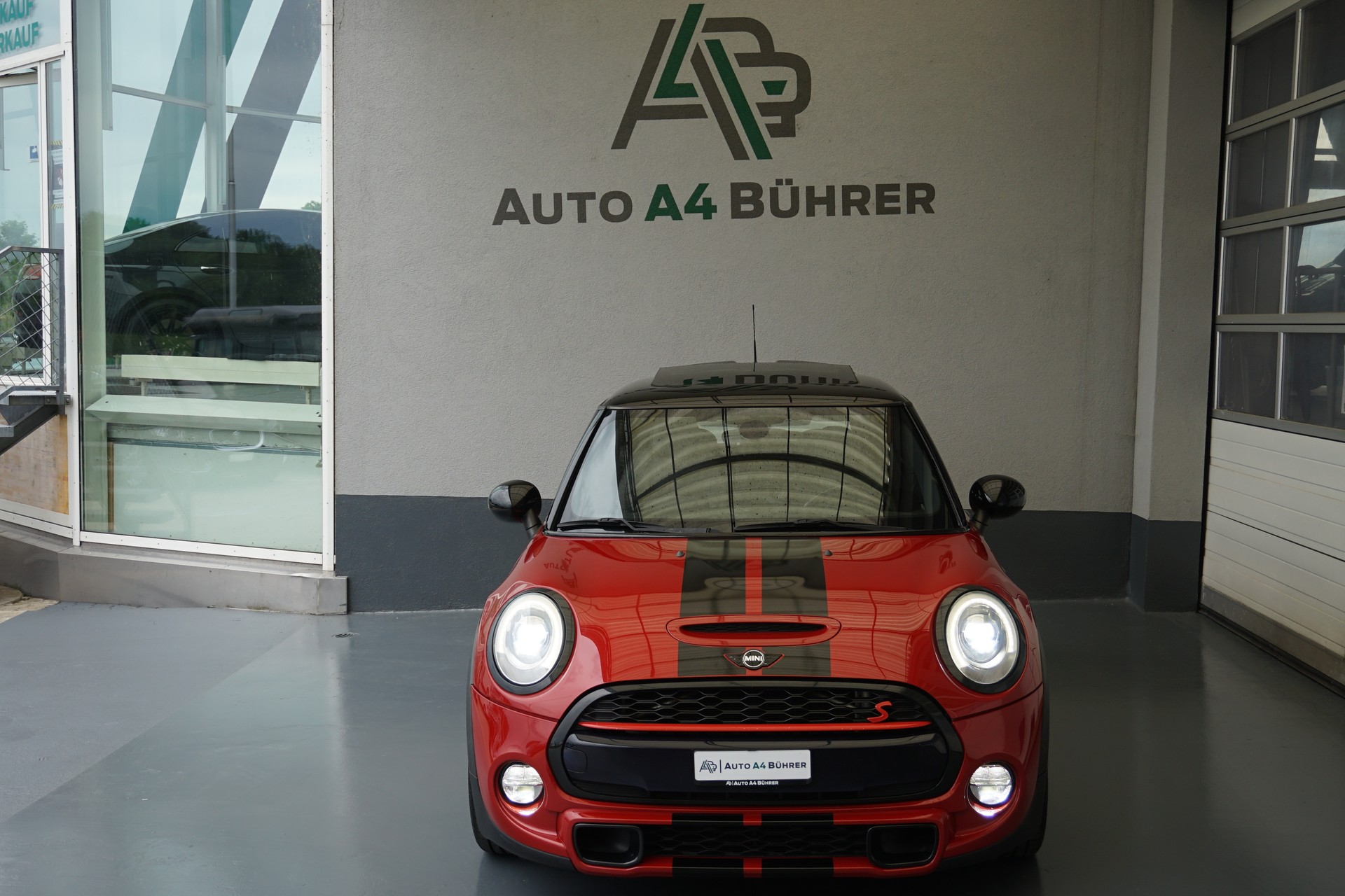 MINI Cooper S 2,0 t. 192PS Automat-image-8
