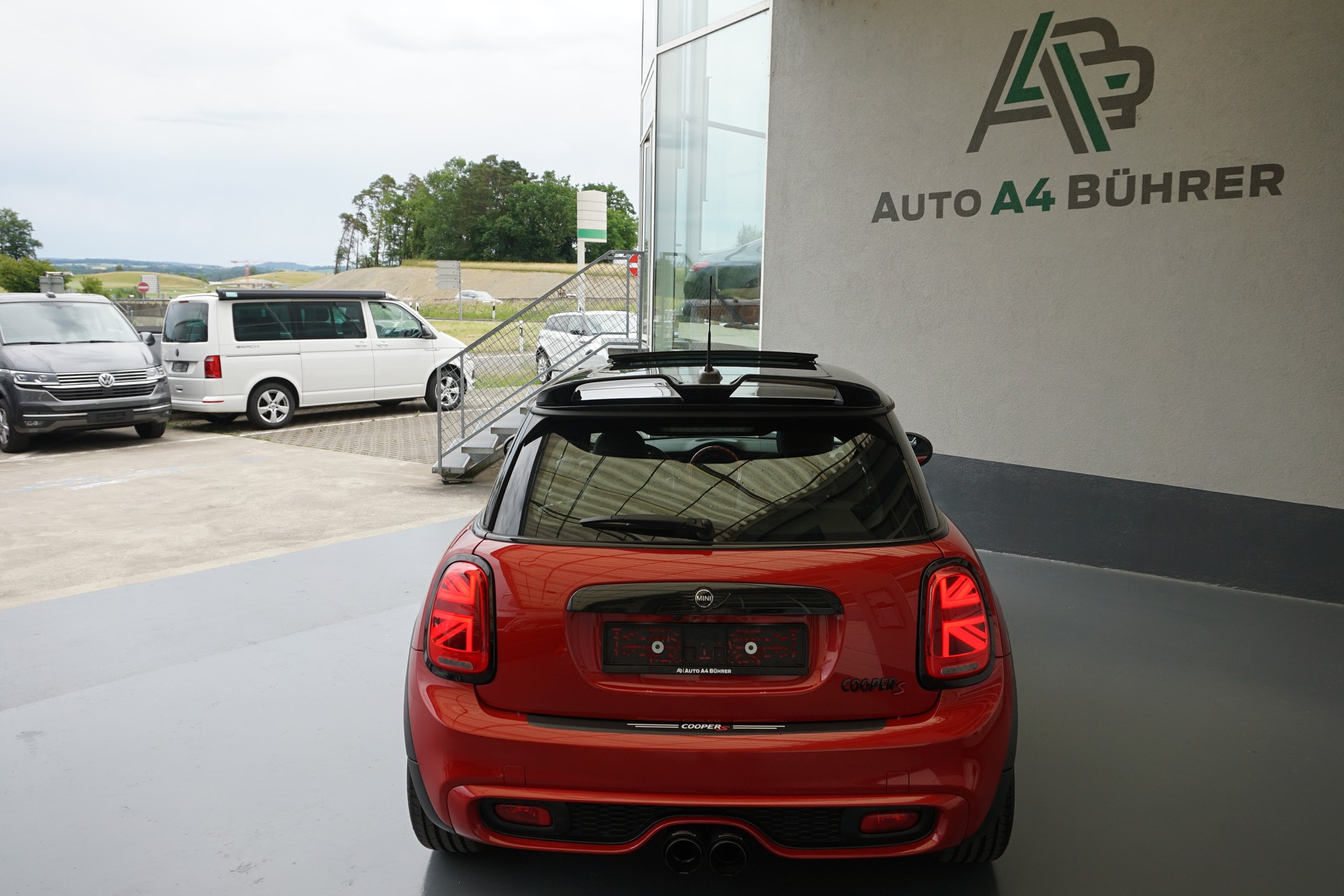 MINI Cooper S 2,0 t. 192PS Automat-image-6