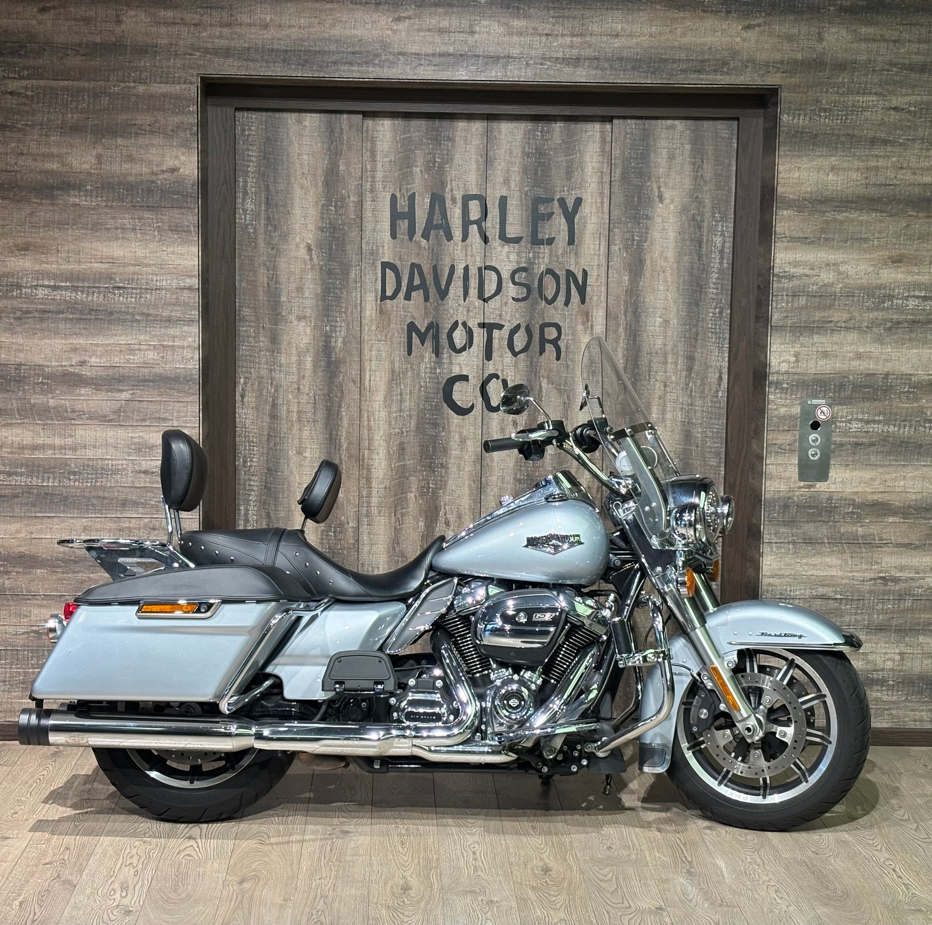 HARLEY-DAVIDSON FLHR Road King 107 ABS-image-0