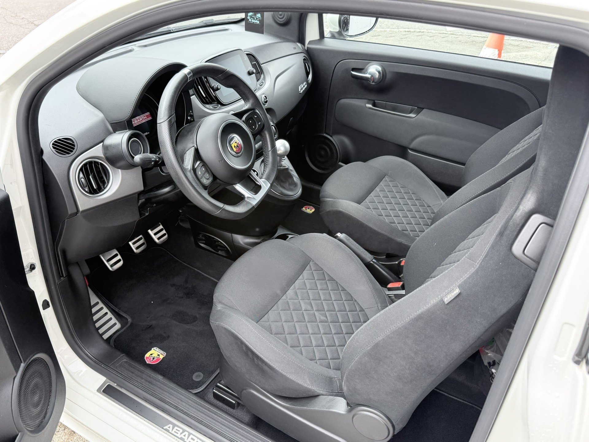 FIAT 595 1.4 16V Turbo Abarth 595-image-8