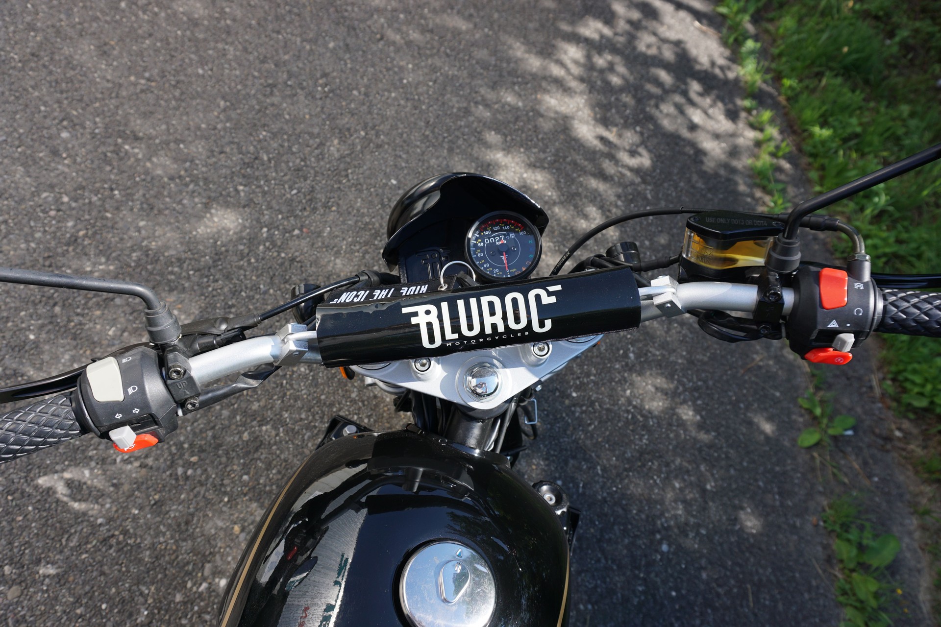 BULLIT HERO-image-3