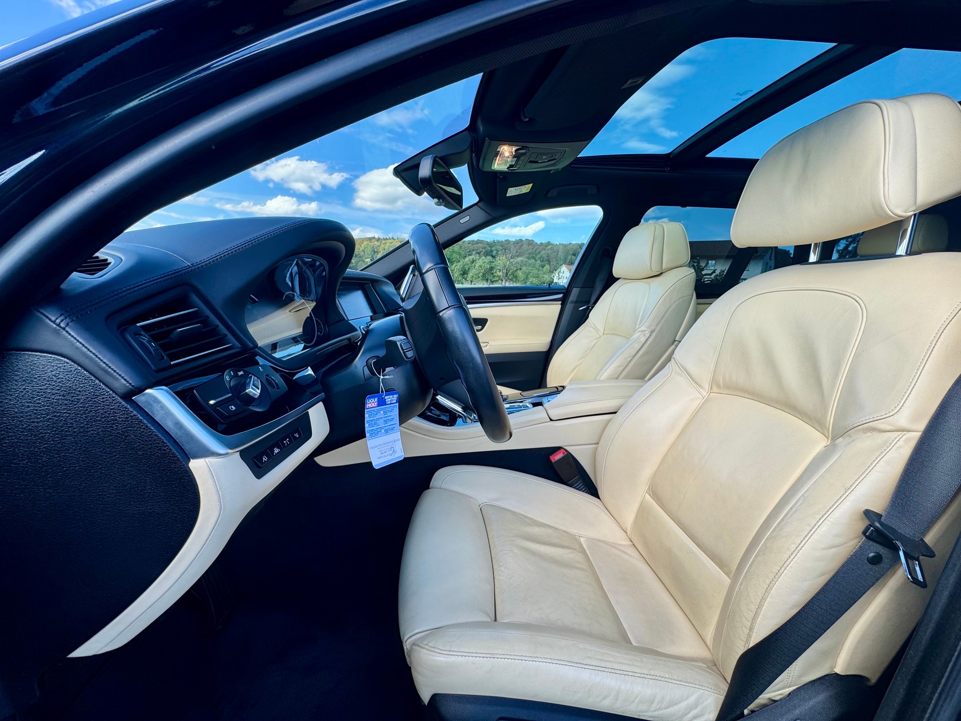 BMW M 550d xDrive-image-8