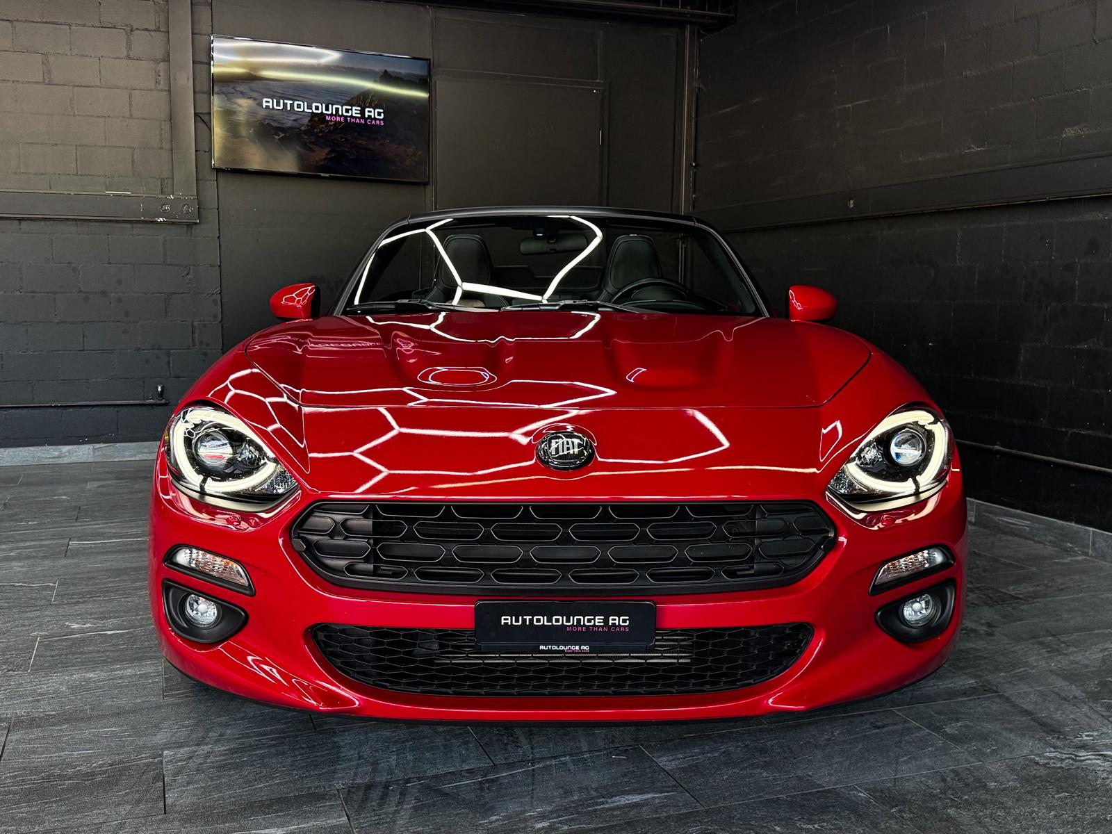 FIAT 124 Spider 1.4 TB Lusso Automatic-showroom-element-1