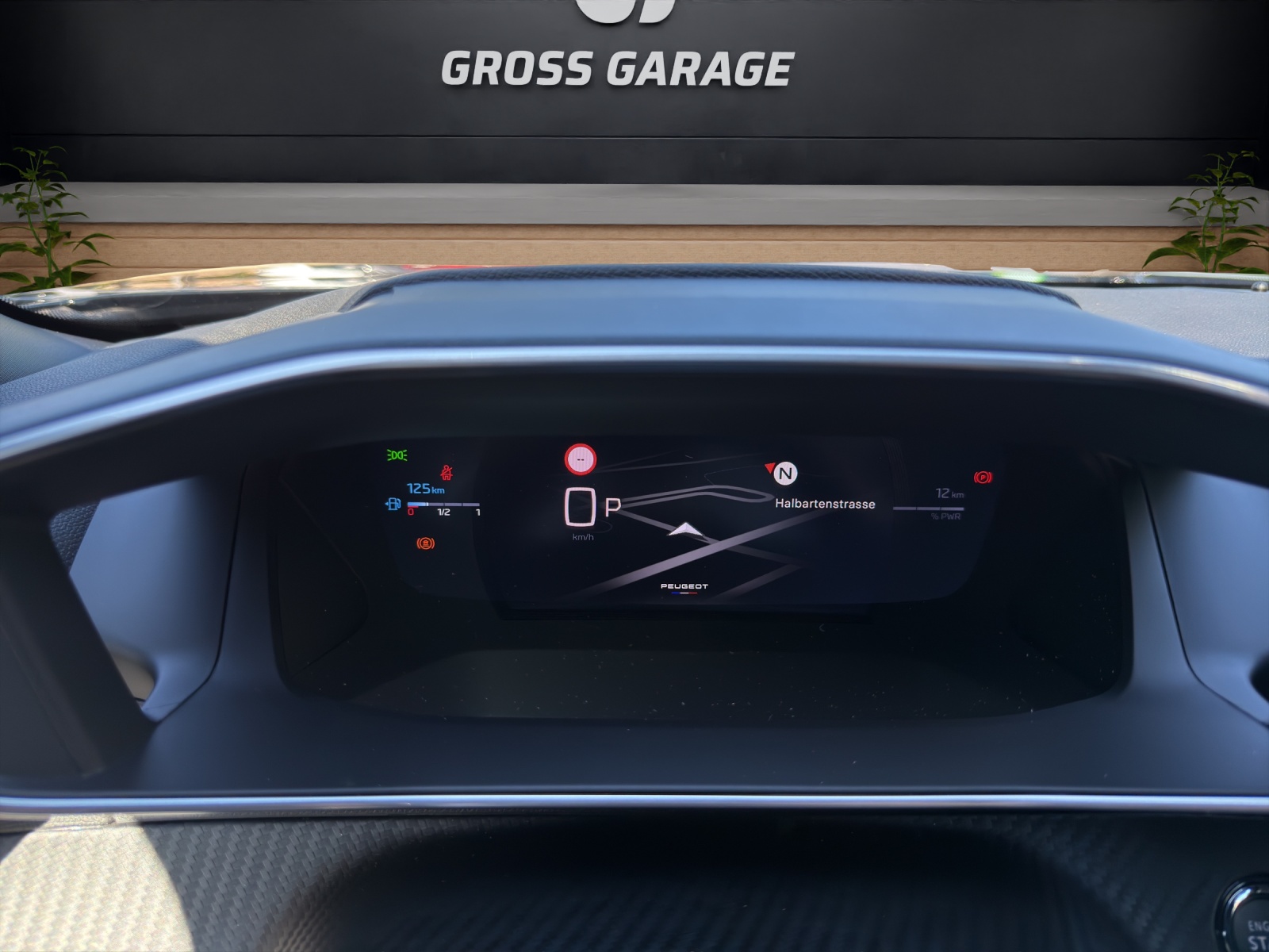 PEUGEOT 2008 NEW 1.2 Hybrid 145 GT-image-11