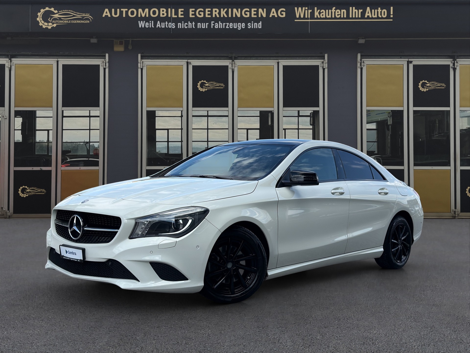 MERCEDES-BENZ CLA 200 Night Star