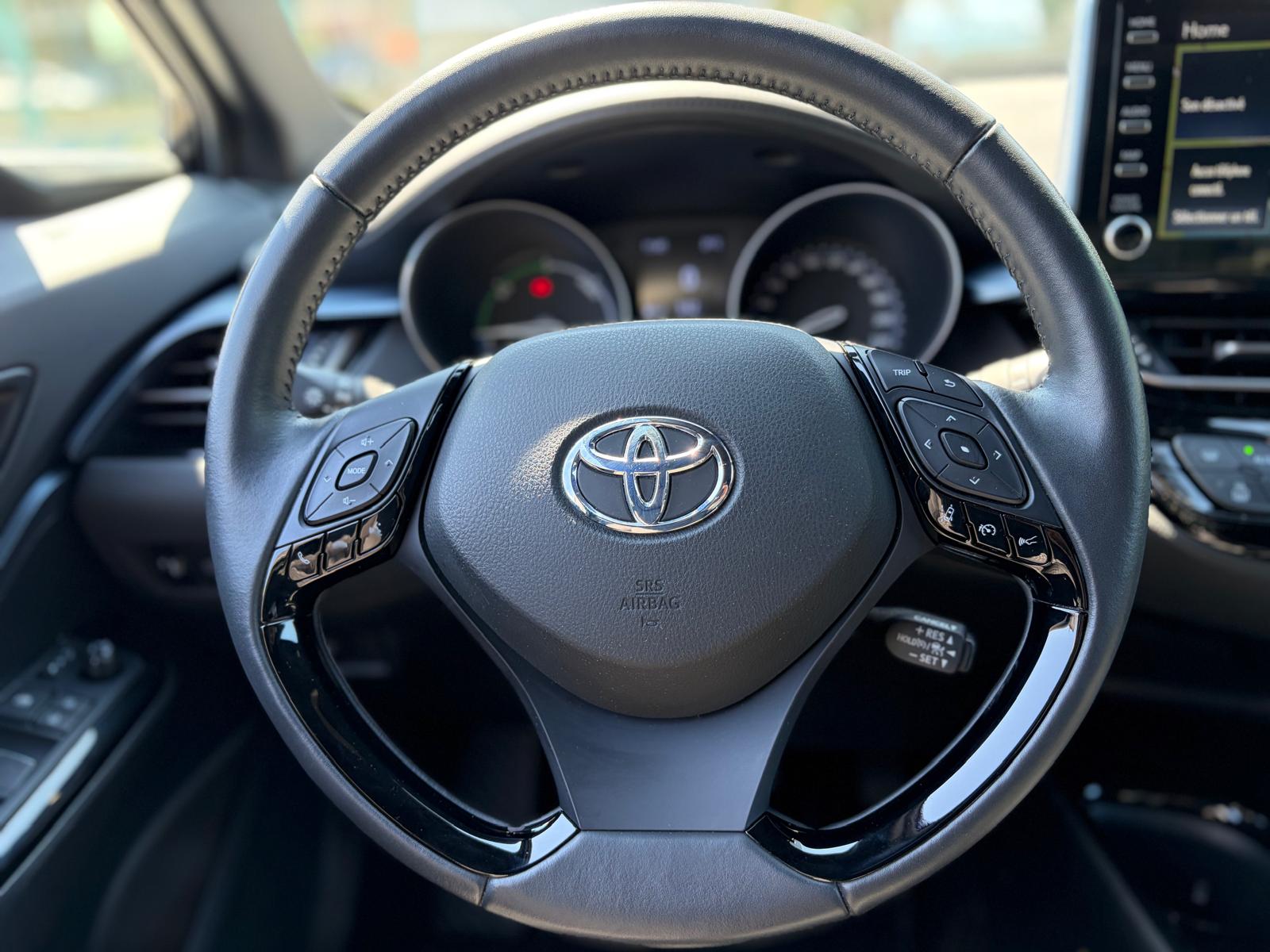 TOYOTA C-HR 1.8 HSD CVT Trend-image-13