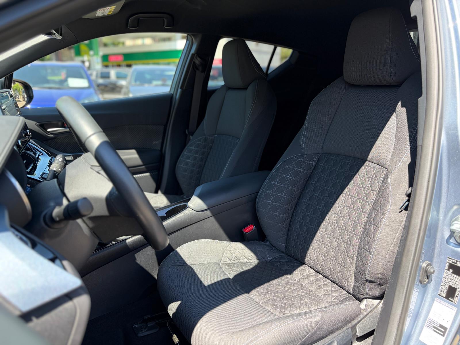 TOYOTA C-HR 1.8 HSD CVT Trend-image-9