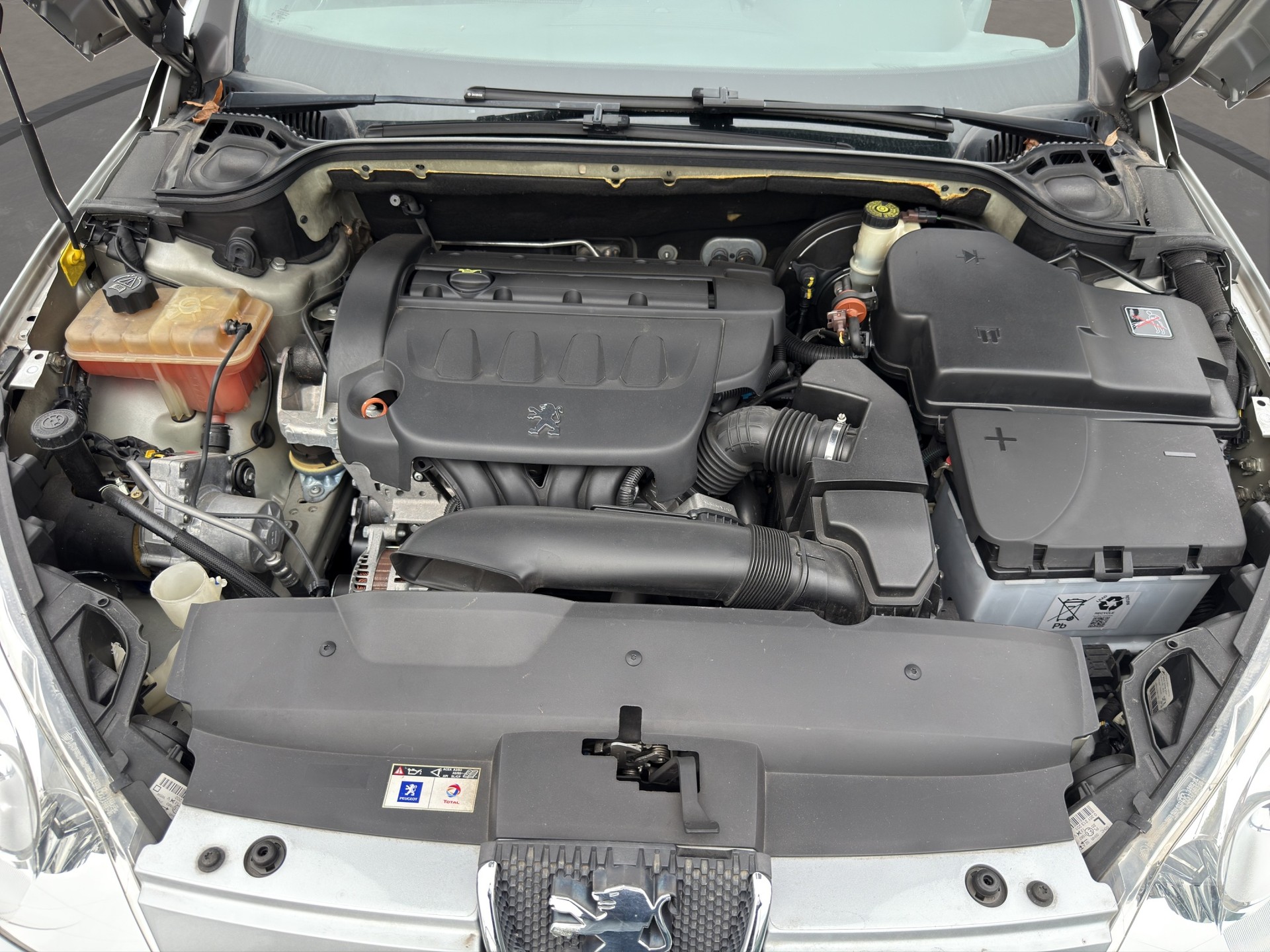 PEUGEOT 407 2.0 ST Dynamic-image-5