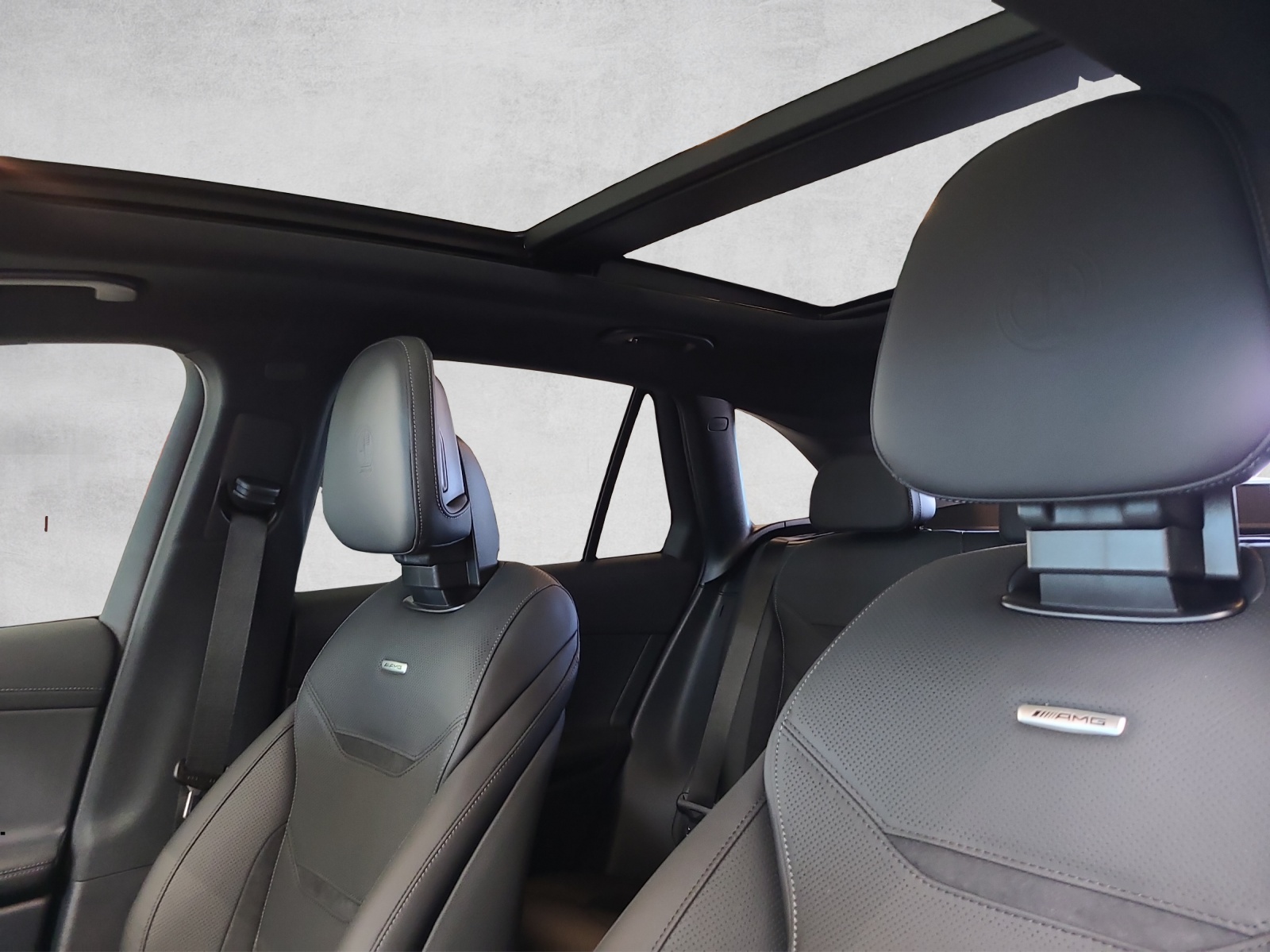 MERCEDES-BENZ GLC 53 AMG 4Matic+ 9G-Tronic-image-13