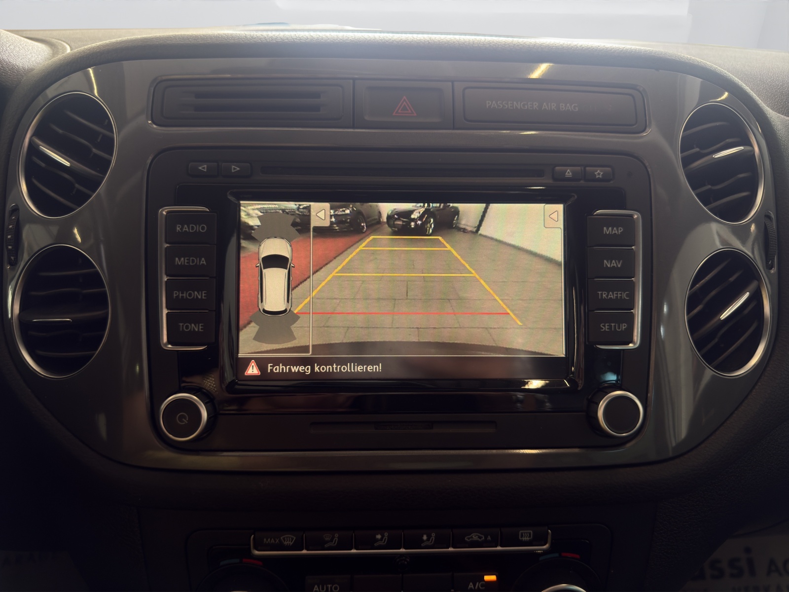 VW Tiguan 2.0 TSI Sport&Style 4Motion DSG-image-23