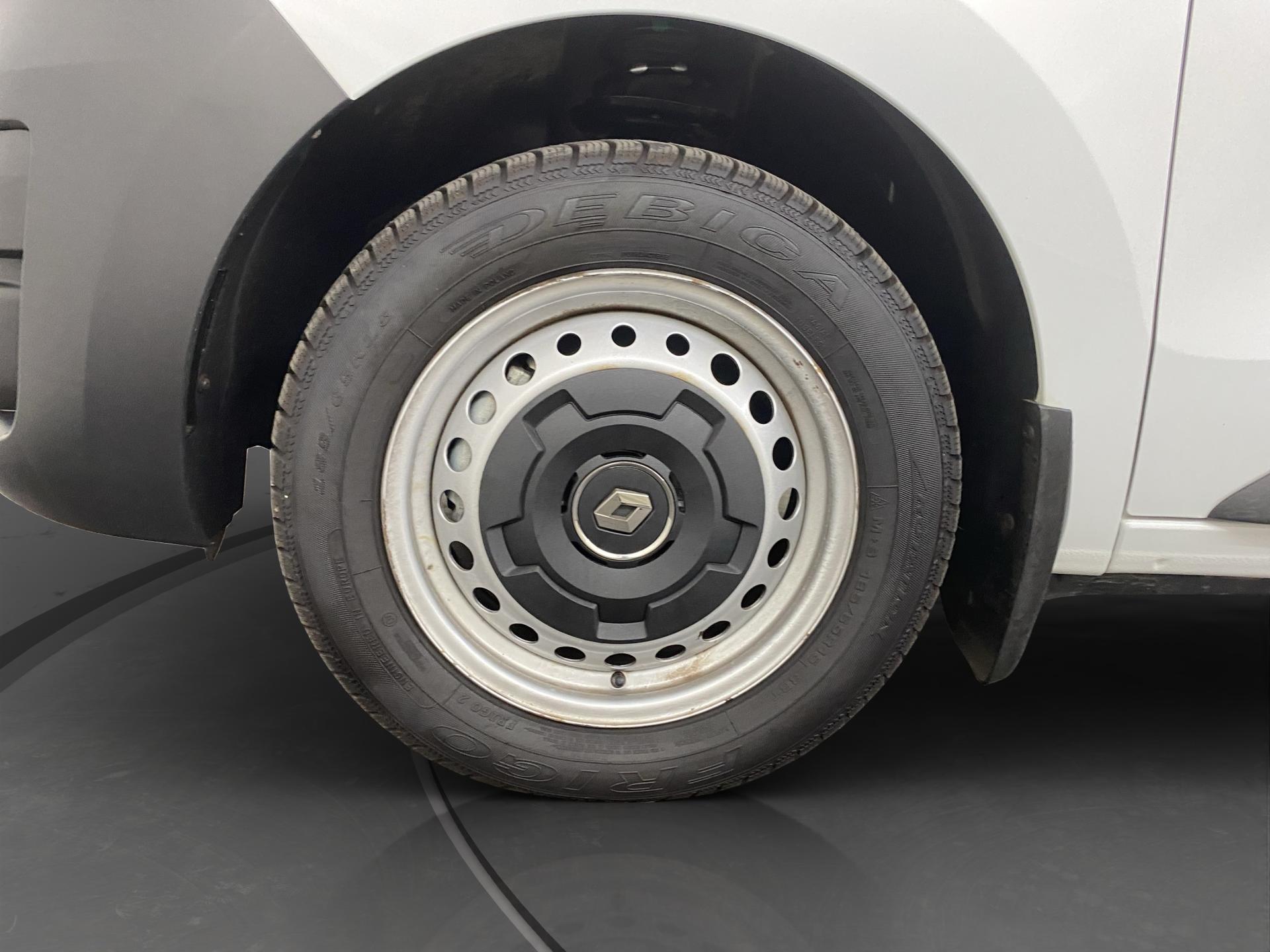 RENAULT Express 1.3TCe 100 PF Advance-image-25