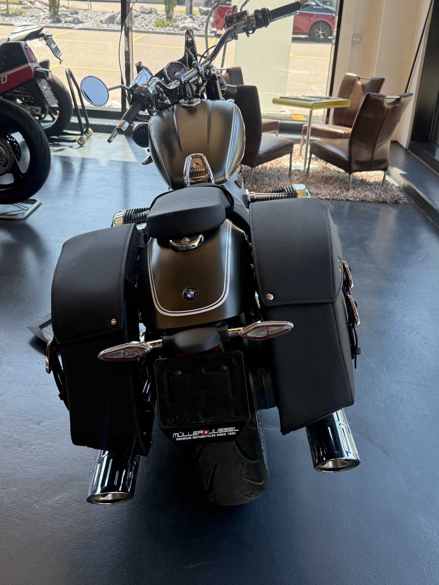 BMW R 18 Classic-image-2