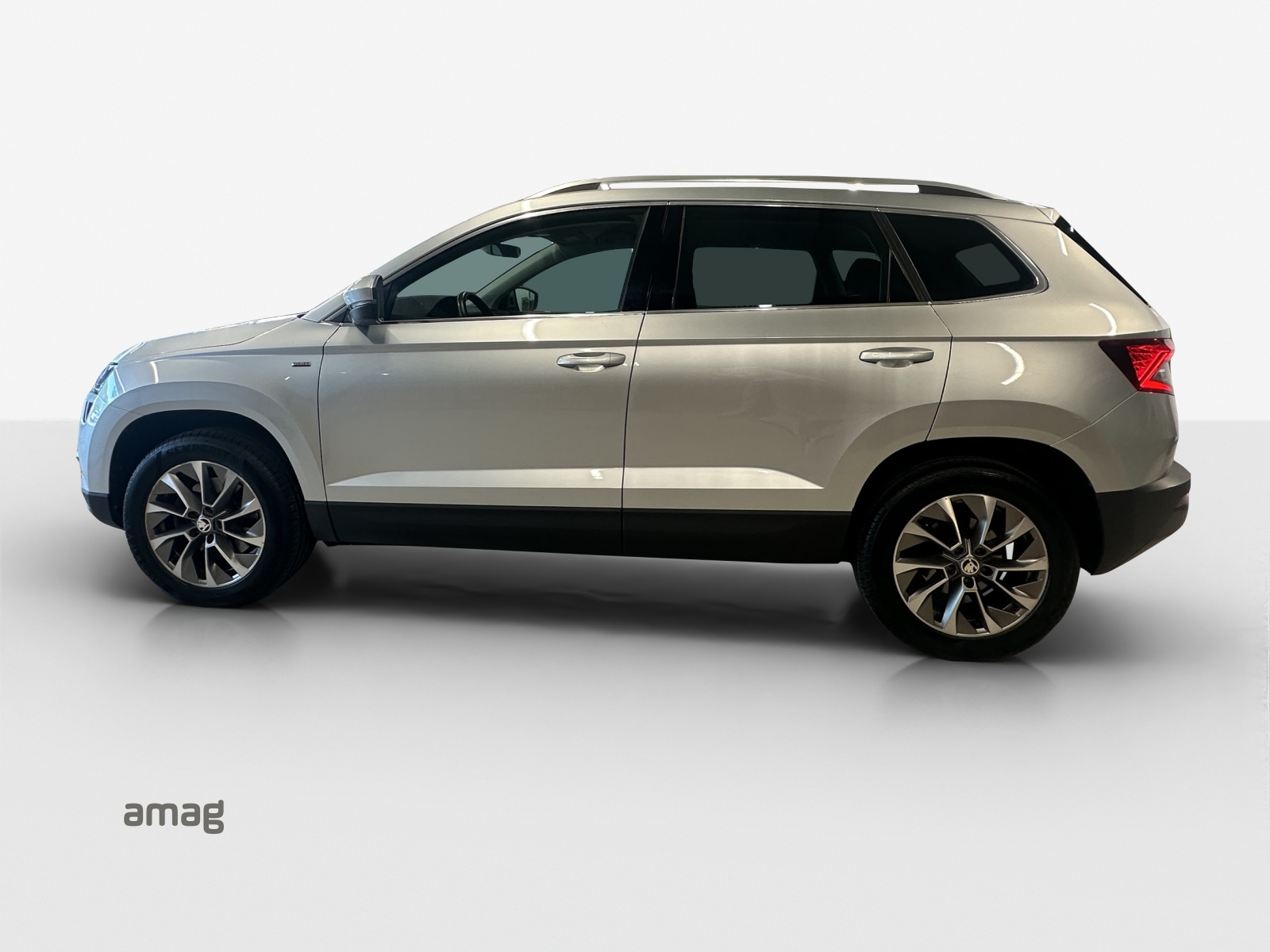 SKODA Karoq 2.0 TDI CR Clever 4x4 DSG-showroom-element-1