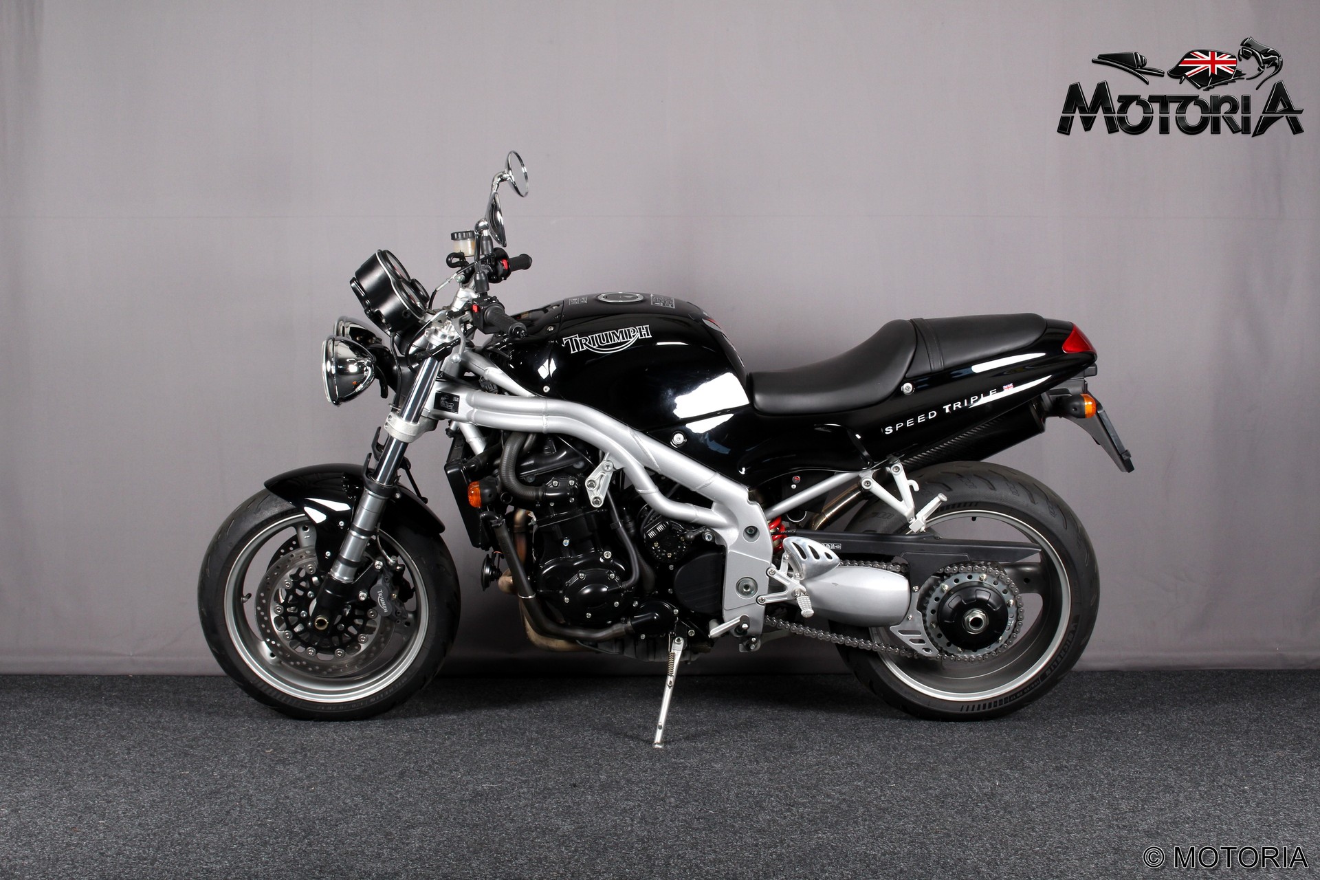 TRIUMPH Speed Triple 955-image-2
