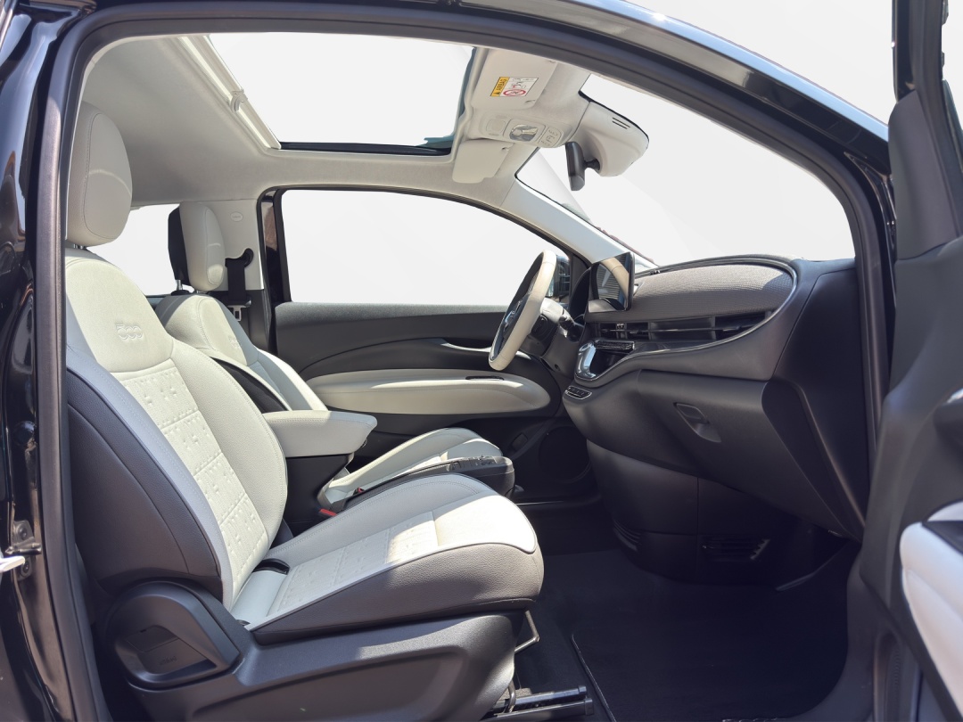 FIAT 500 electric 87 kW La Prima By Bocelli Top-image-11