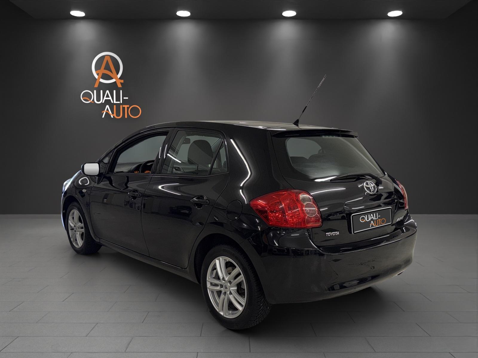TOYOTA Auris 1.6 Style-showroom-element-3