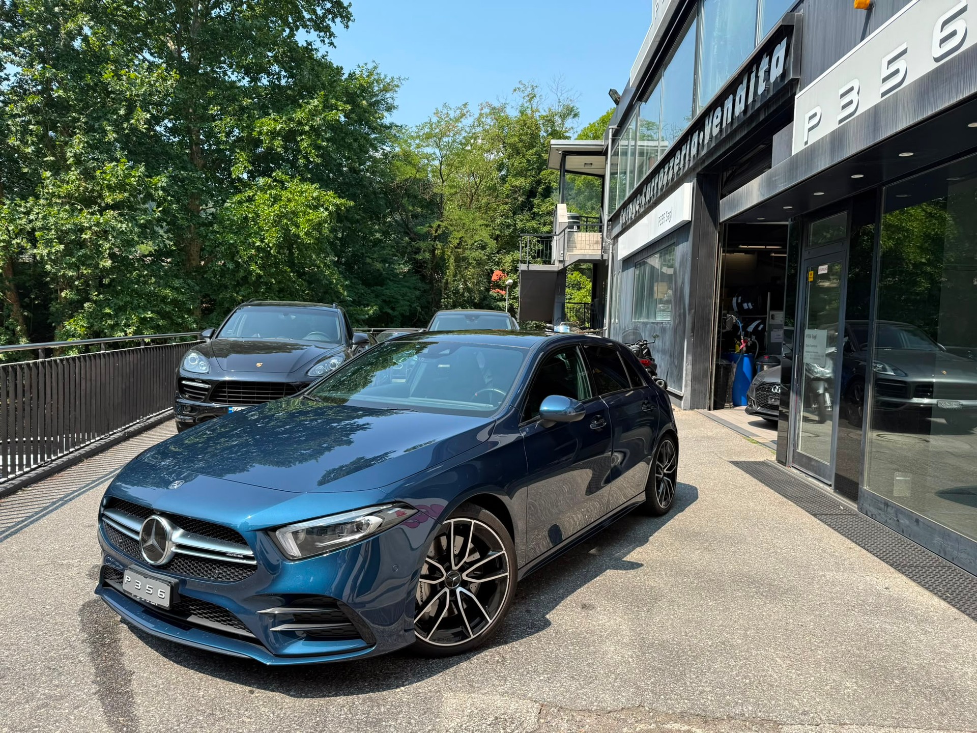 MERCEDES-BENZ A 35 AMG 4Matic Speedshift