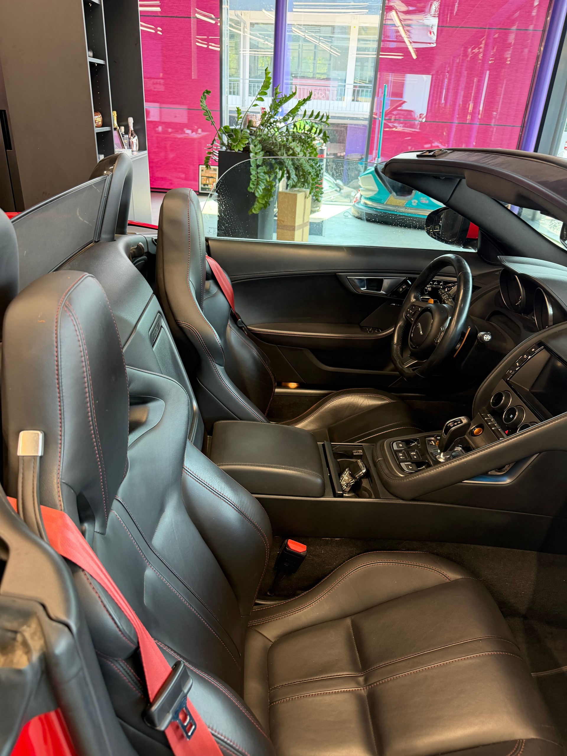 JAGUAR F-Type Convertible S 3.0 V6 S/C AWD-image-14