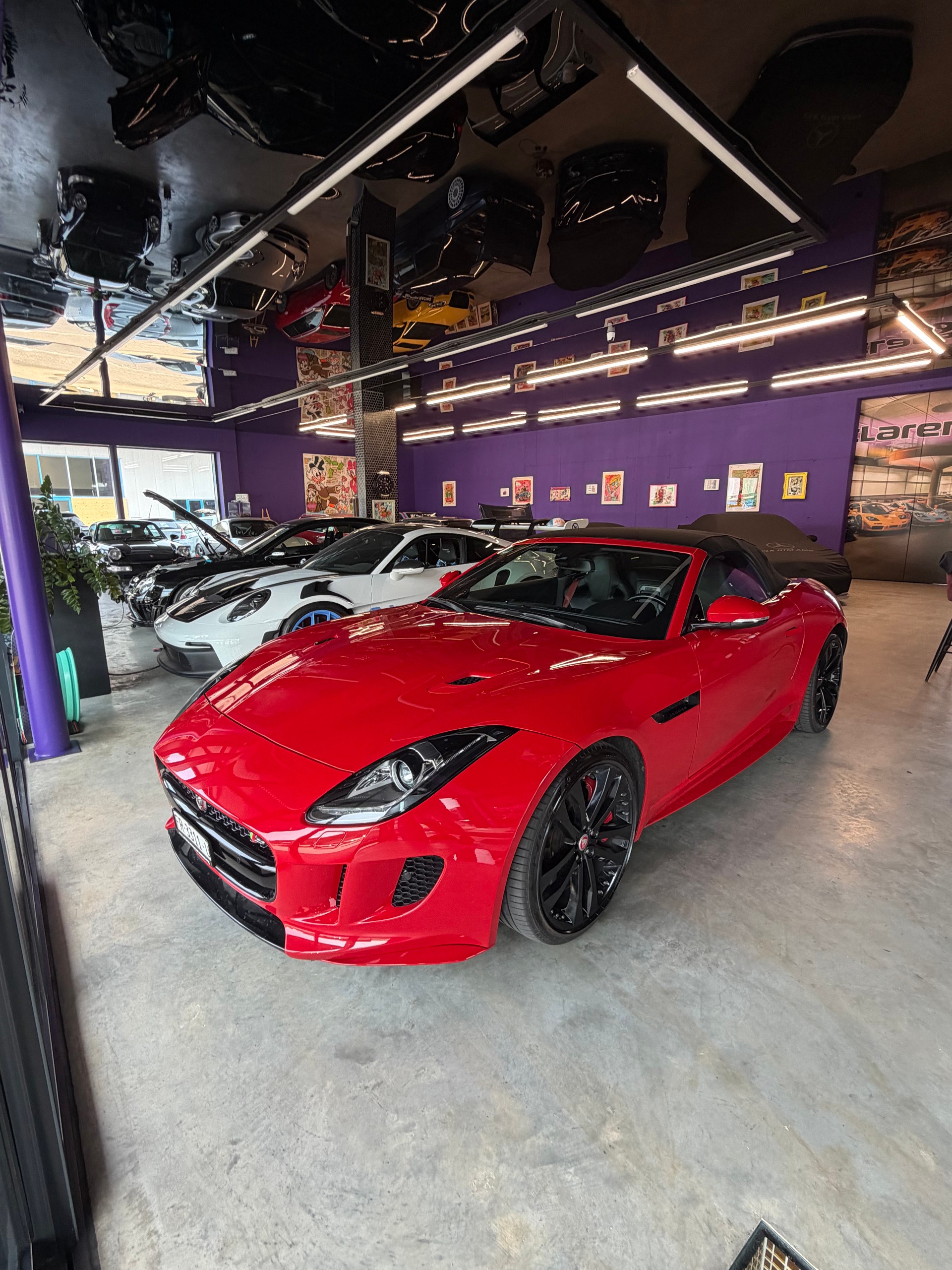 JAGUAR F-Type Convertible S 3.0 V6 S/C AWD-showroom-element-3