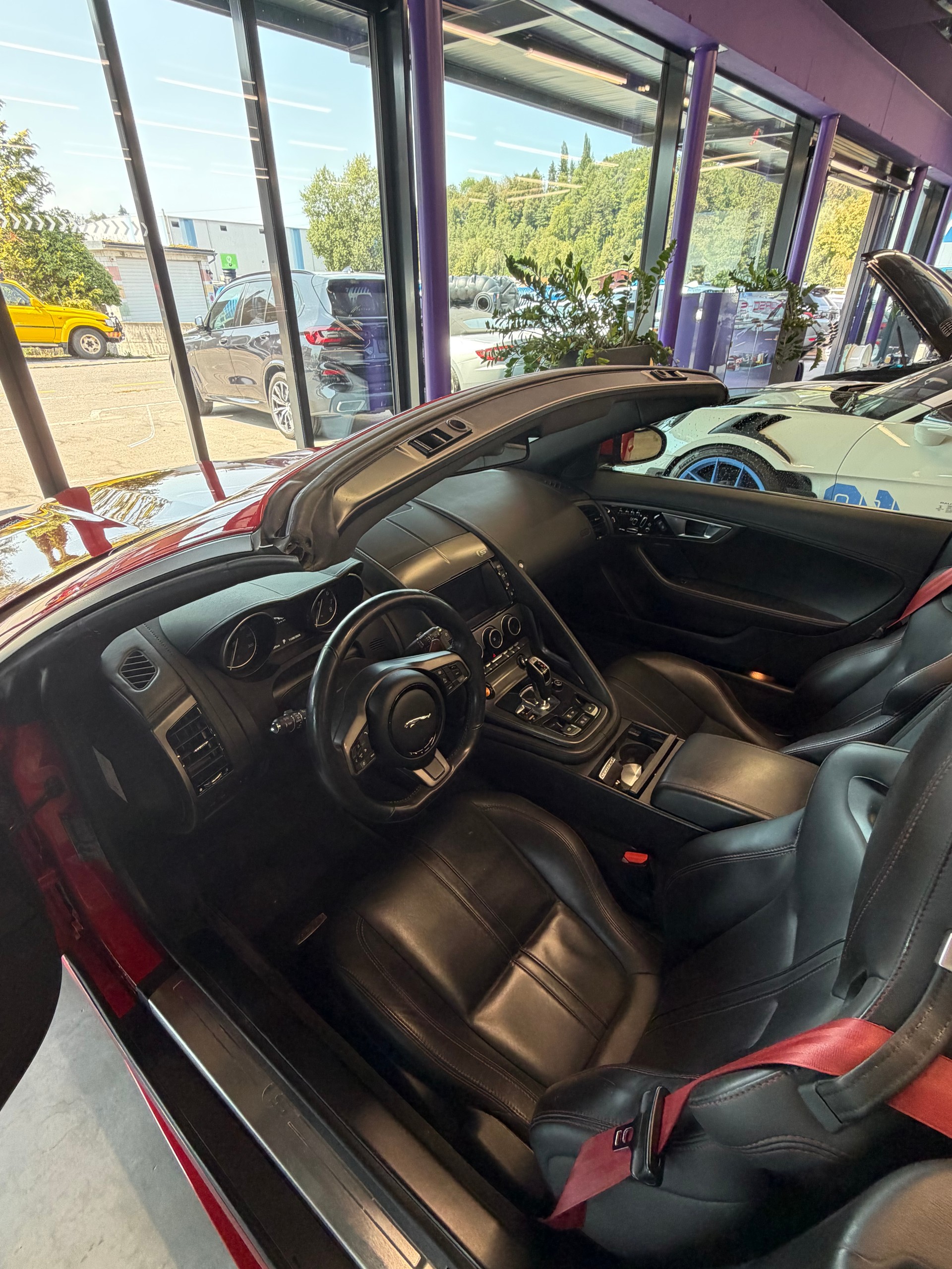 JAGUAR F-Type Convertible S 3.0 V6 S/C AWD-image-8
