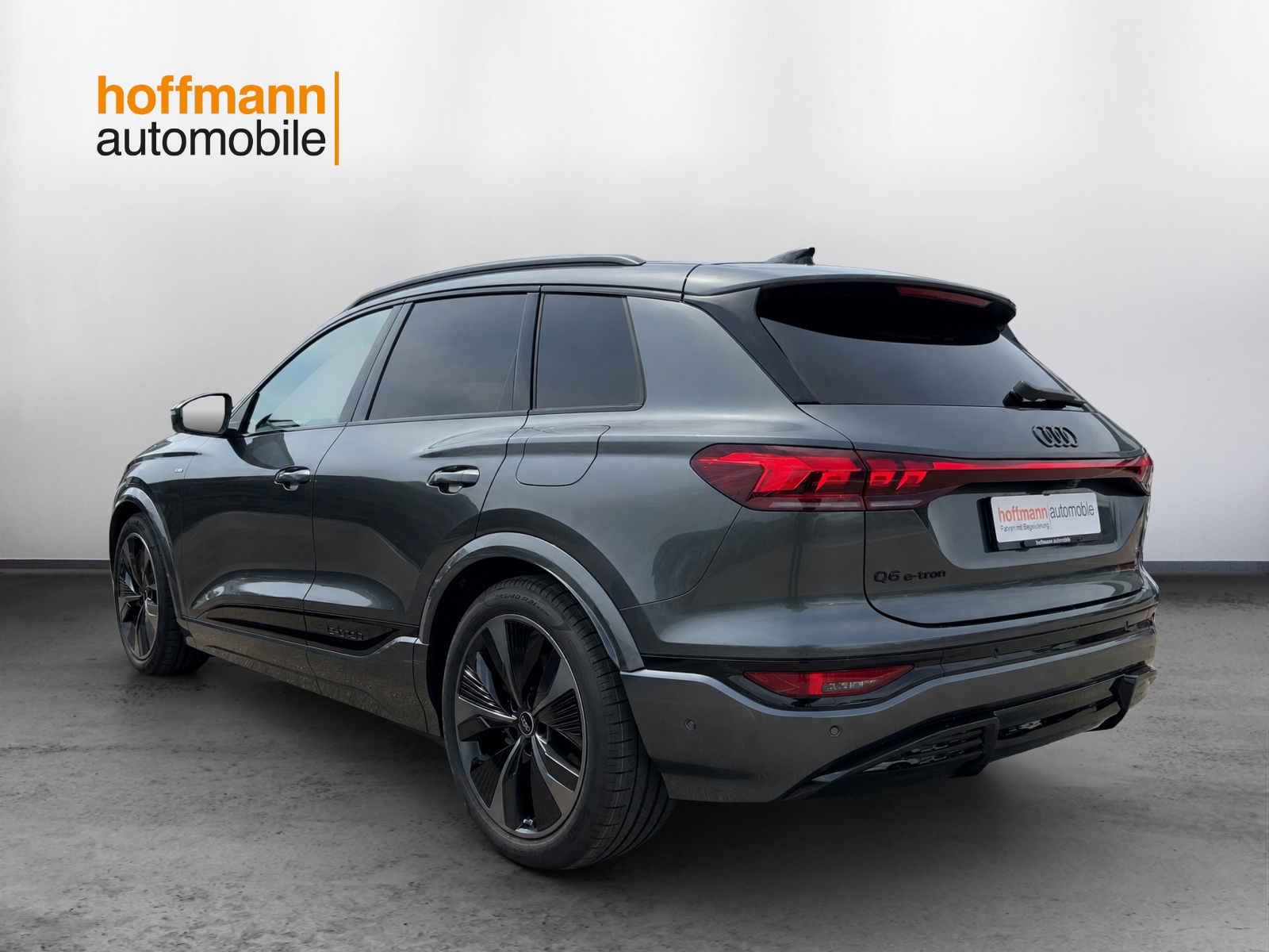 AUDI Q6 e-tron quattro-image-5