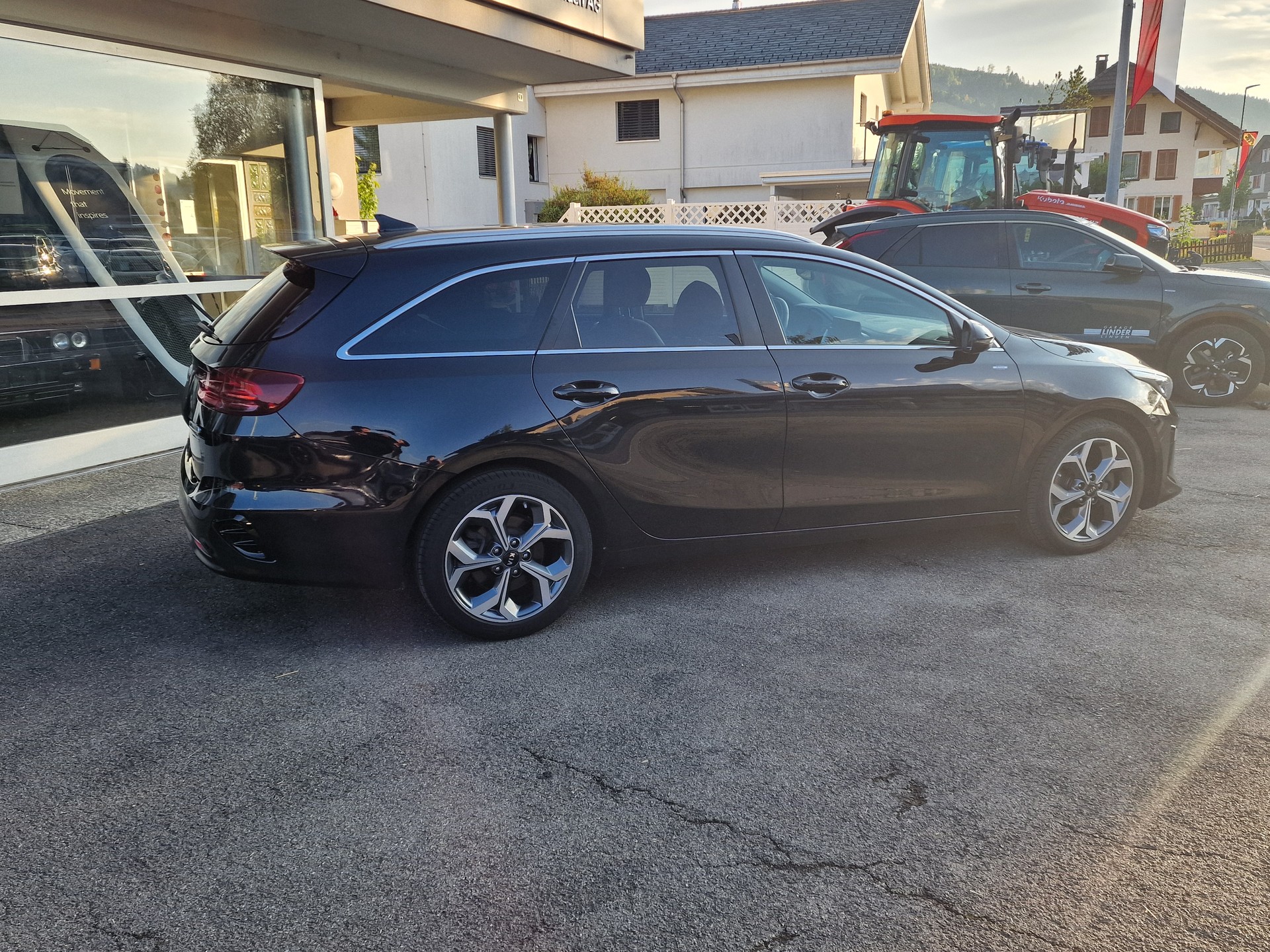 KIA Ceed Sportswagon 1.5 T-GDi MHEV Style DCT-showroom-element-1