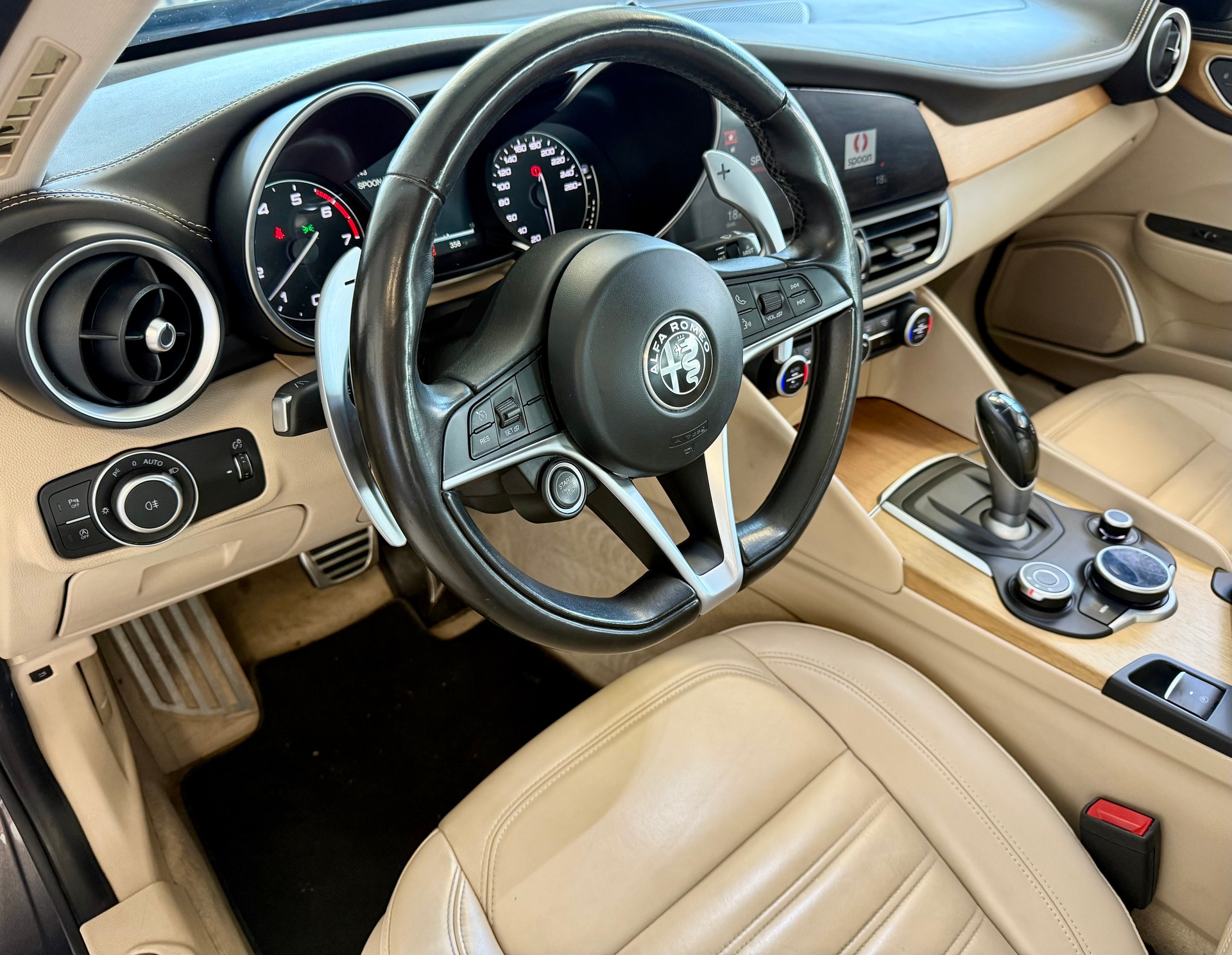 ALFA ROMEO Giulia 2.0 Veloce Q4 Automatic-image-12