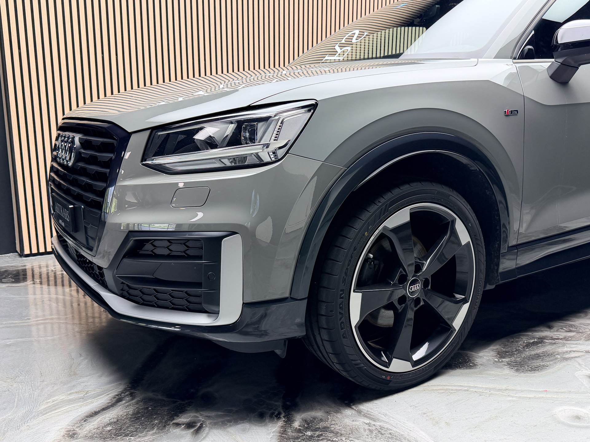 AUDI Q2 1.4 TFSI Edition # 1 S-tronic-showroom-element-3