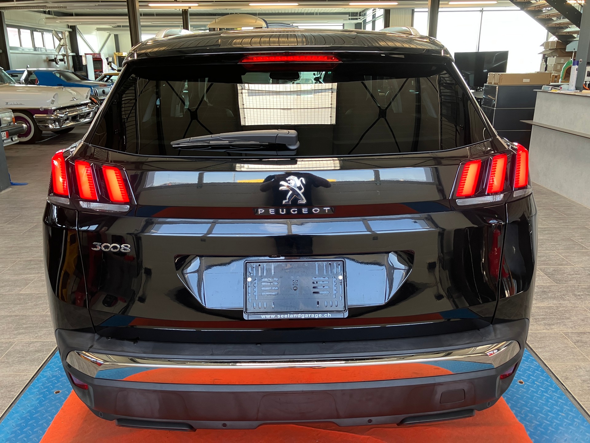 PEUGEOT 3008 1.6 THP Allure EAT Automat-showroom-element-3