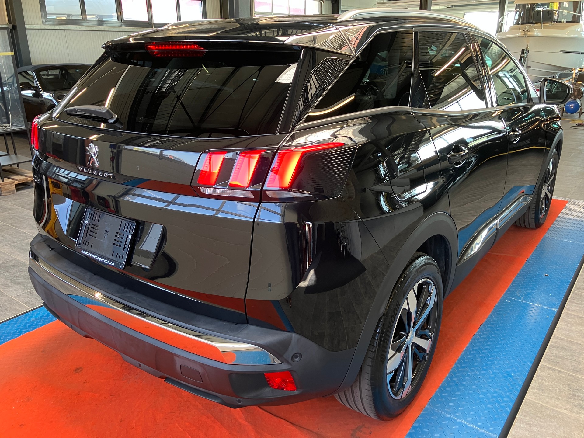 PEUGEOT 3008 1.6 THP Allure EAT Automat-showroom-element-2